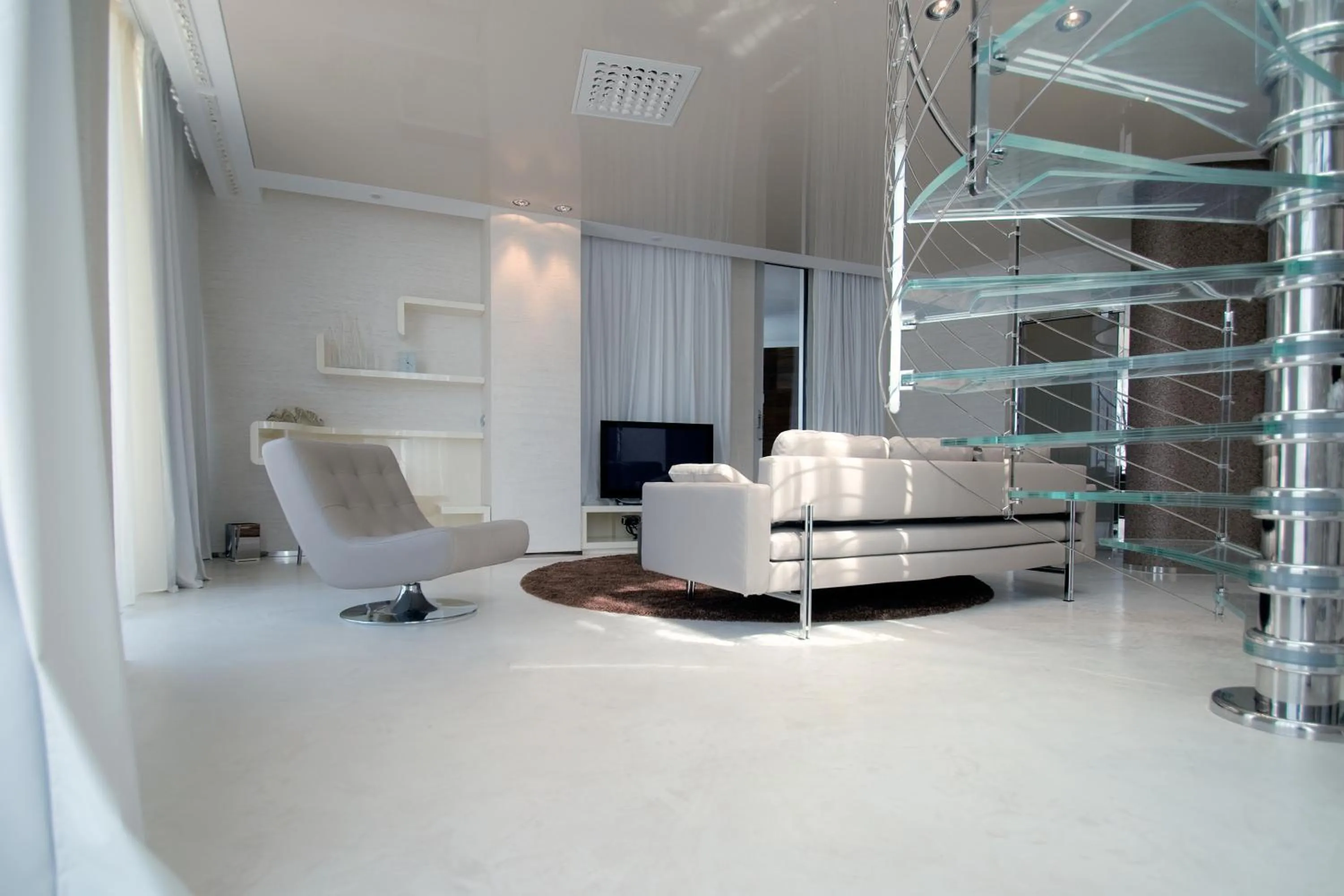 Seating area in Hotel Waldorf- Premier Resort