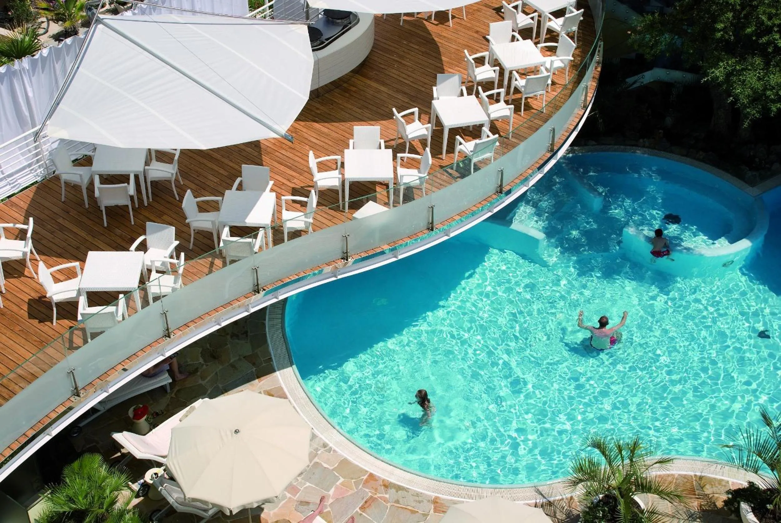 Swimming pool in Hotel Waldorf- Premier Resort