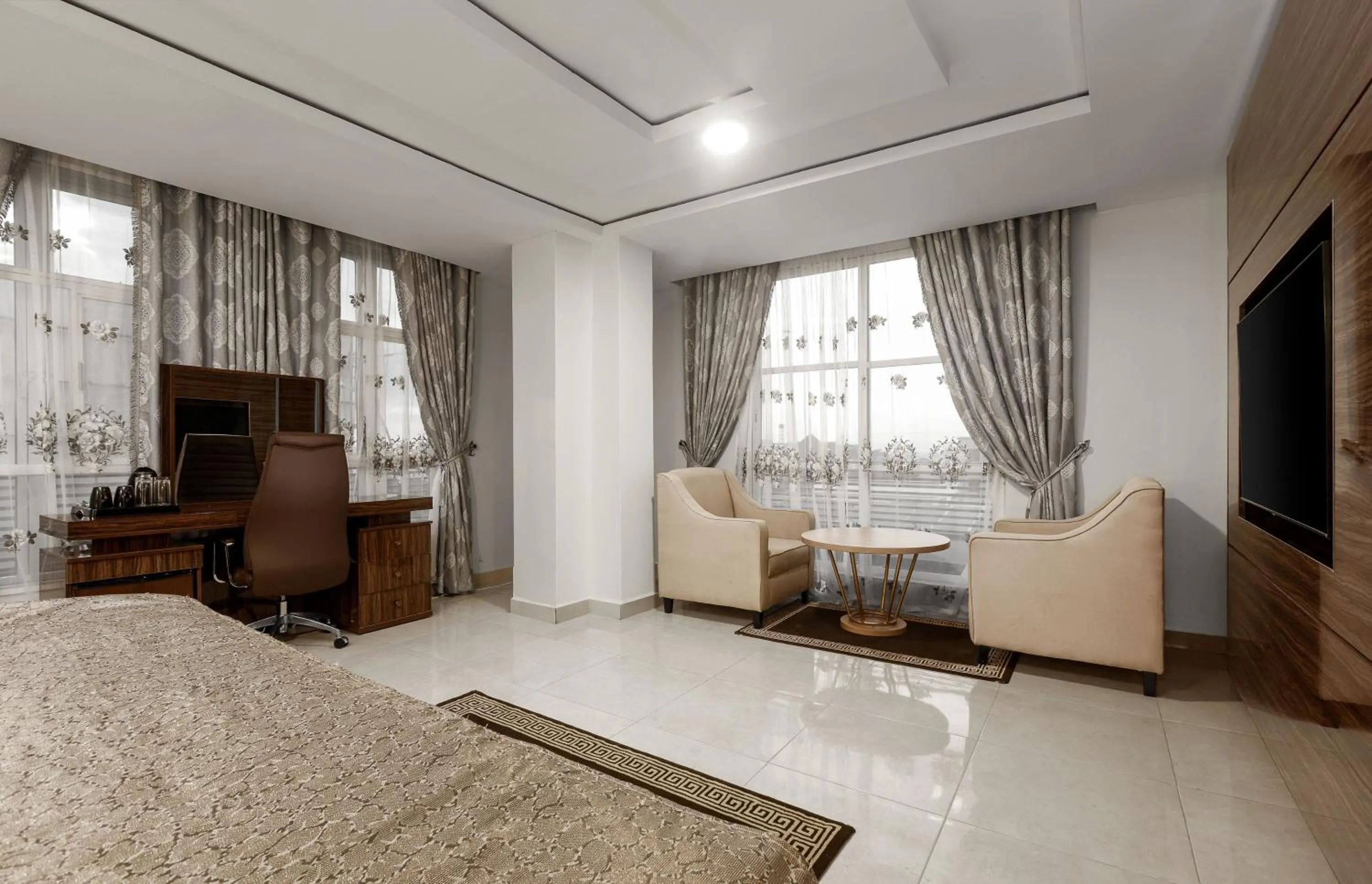 Bedroom in Aveon Hotel