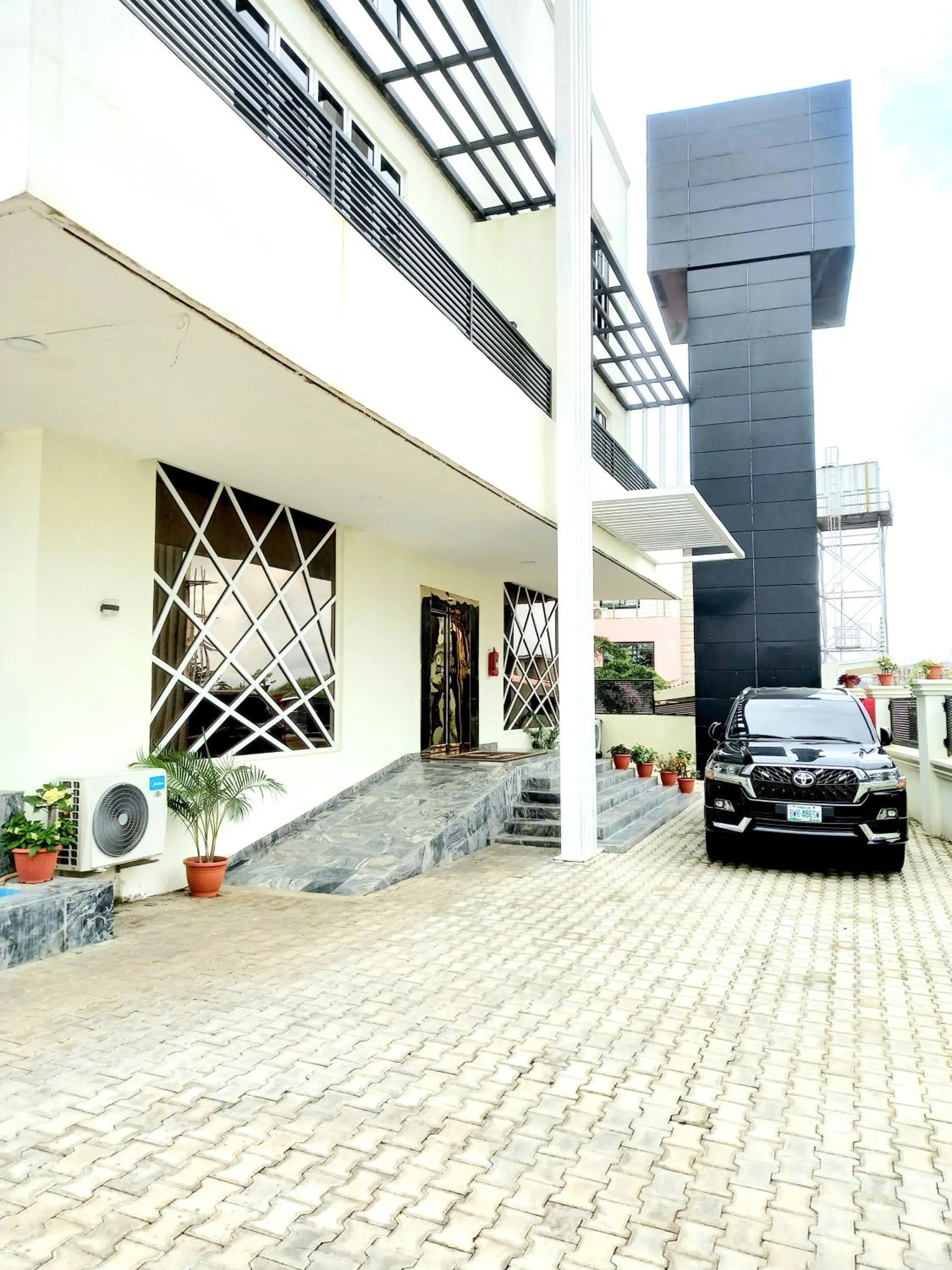 Property building in Aveon Hotel