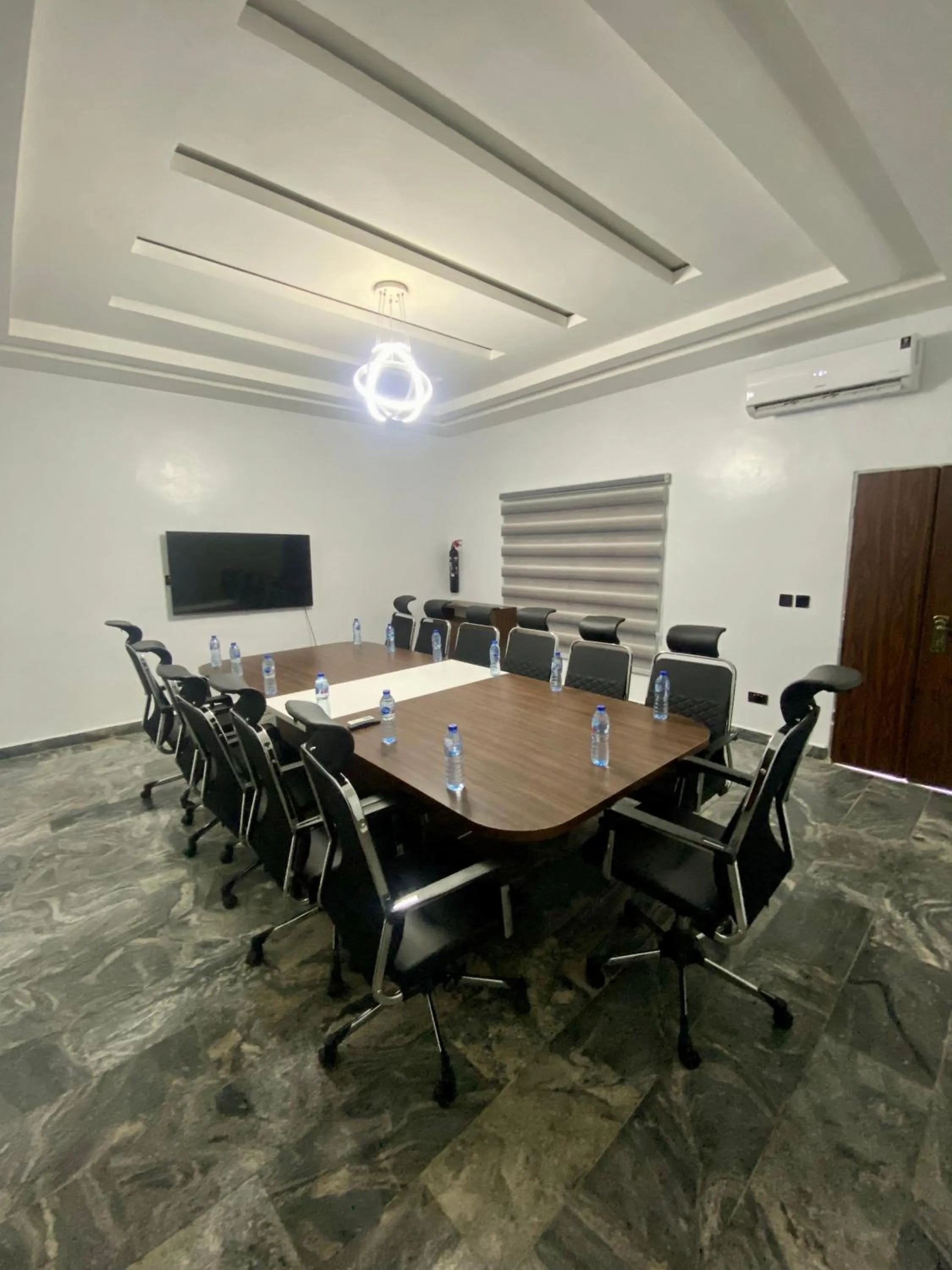 Meeting/conference room in Aveon Hotel