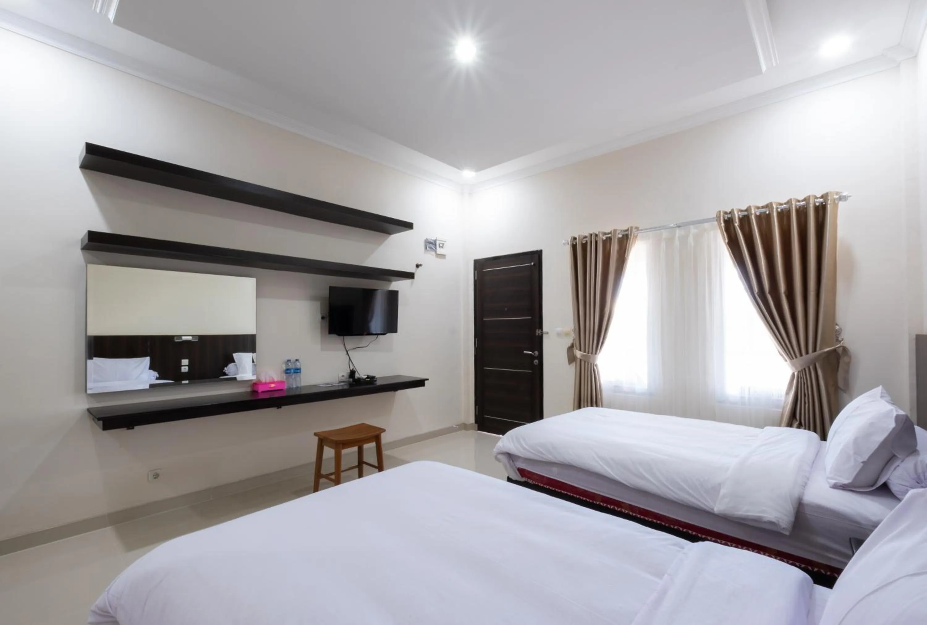 Bedroom, Bed in Kelayang Beach Hotel