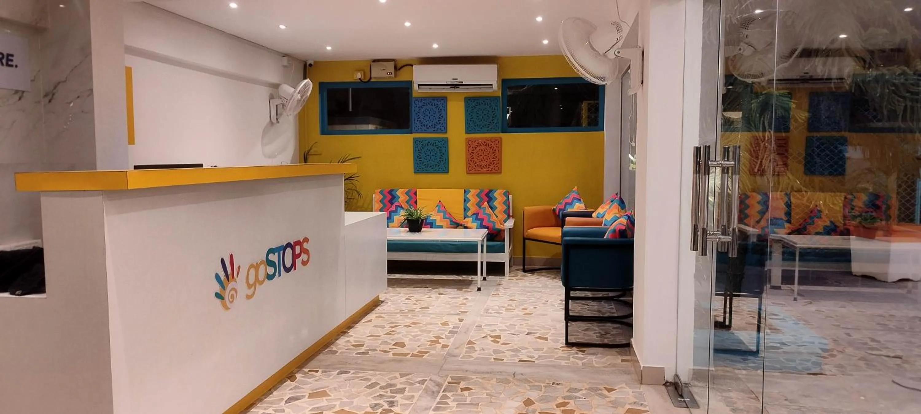 goSTOPS PLUS Goa, Vagator