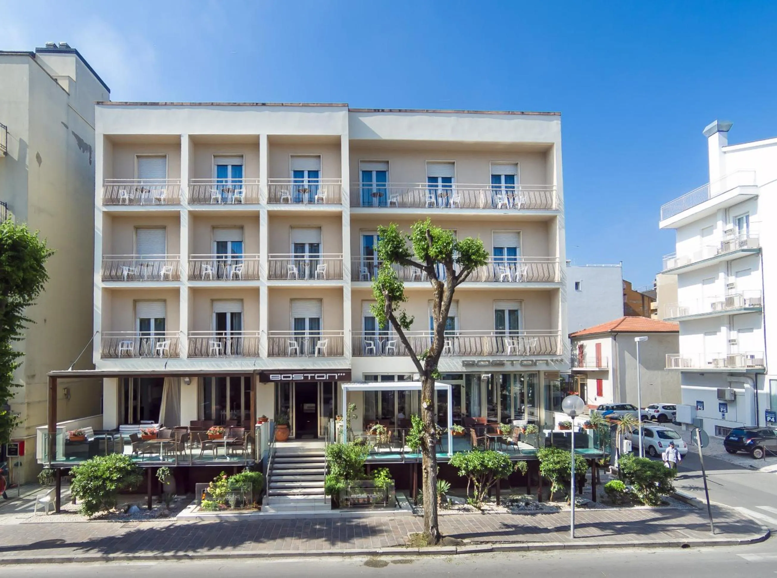 Property building in Hotel Boston