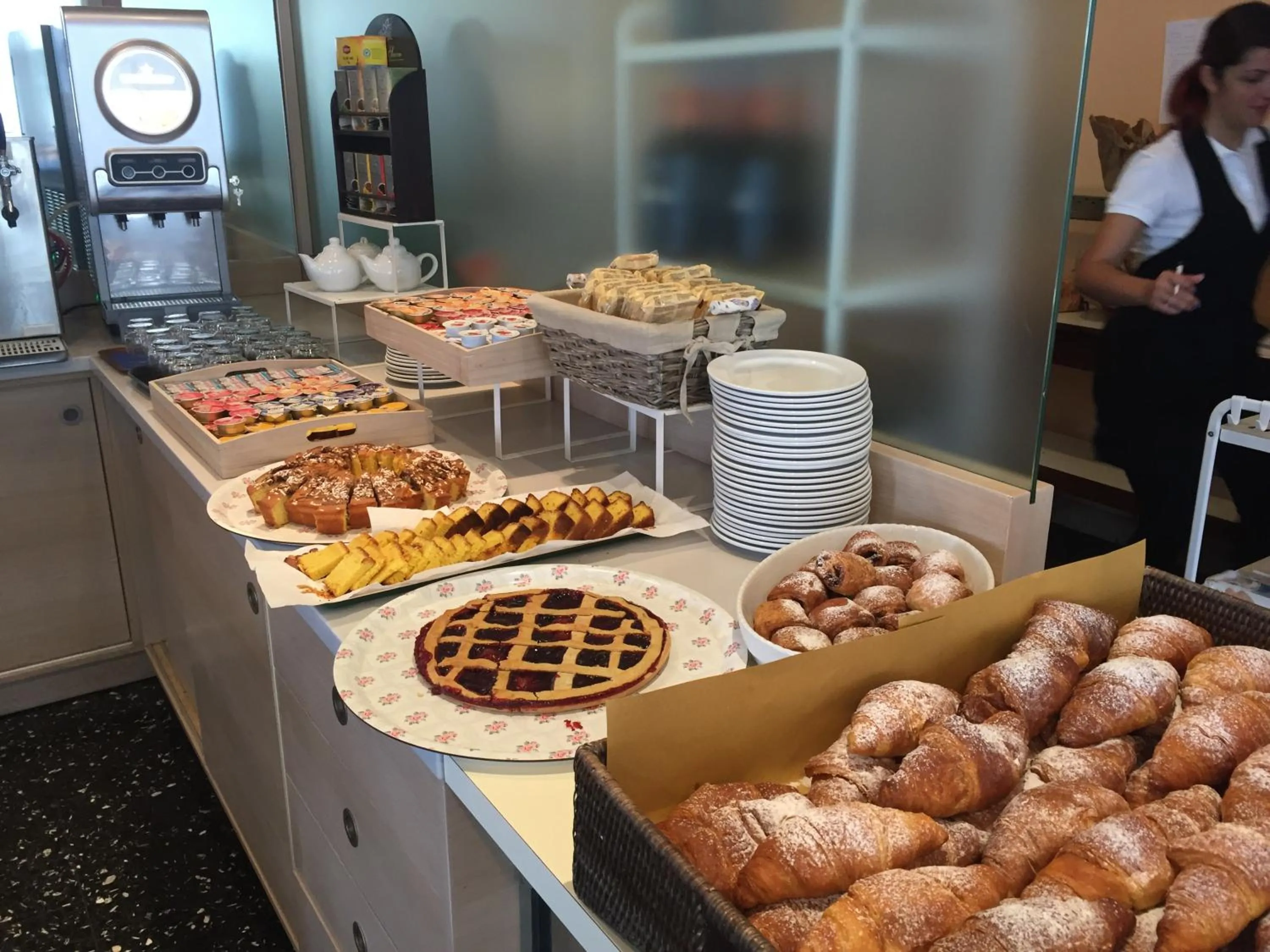 Buffet breakfast in Hotel Boston