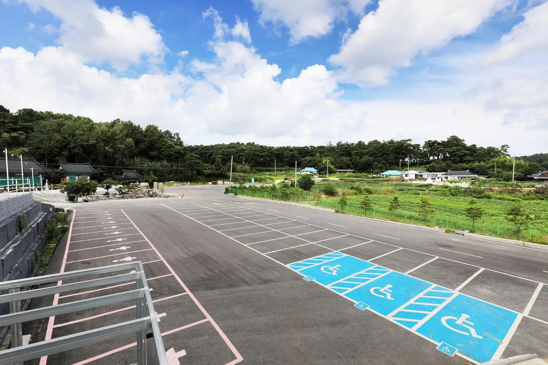 Parking in Buan Tourist Hotel