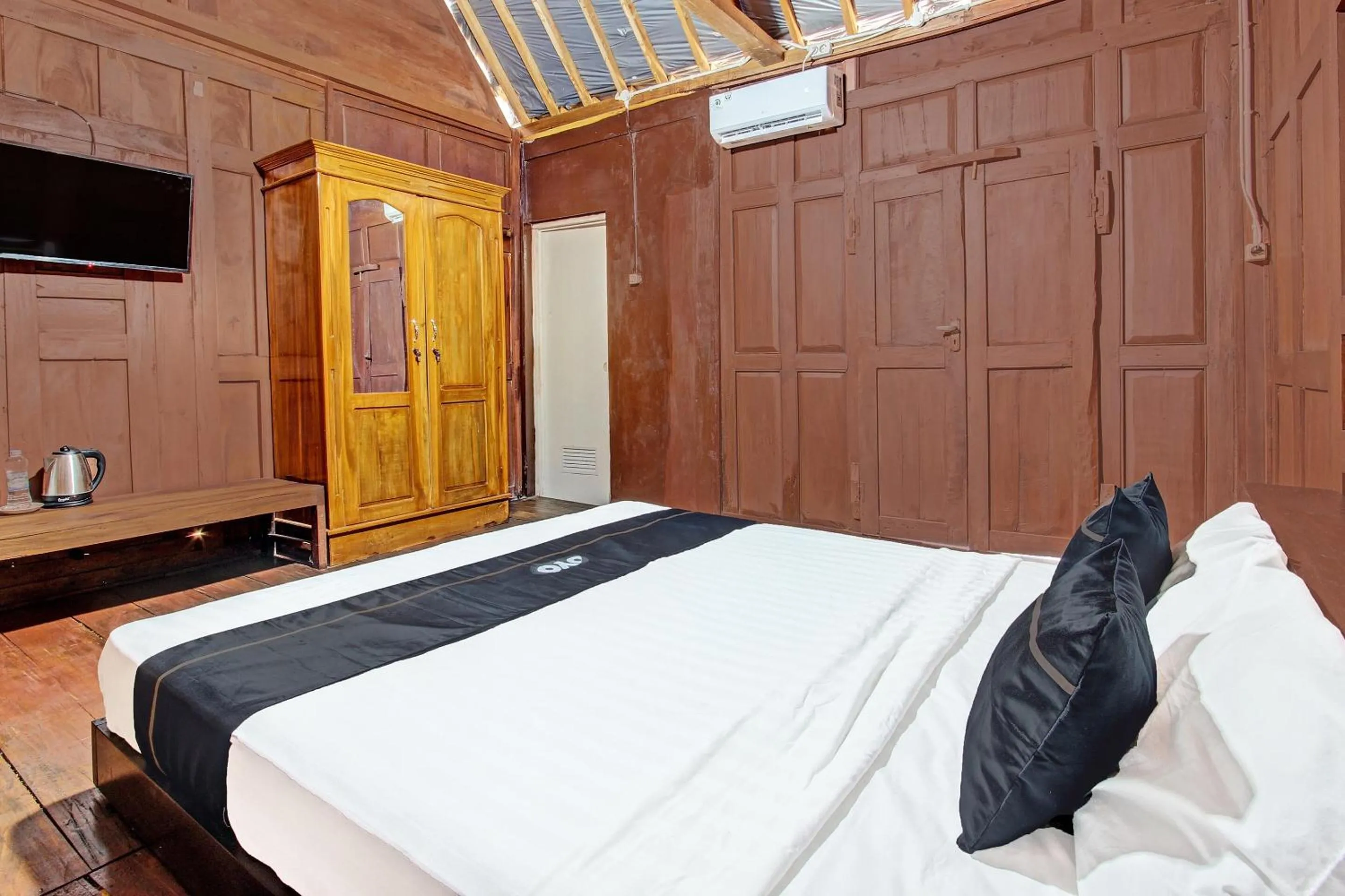 Bedroom in Collection O 91582 Green Kasongan Cottage