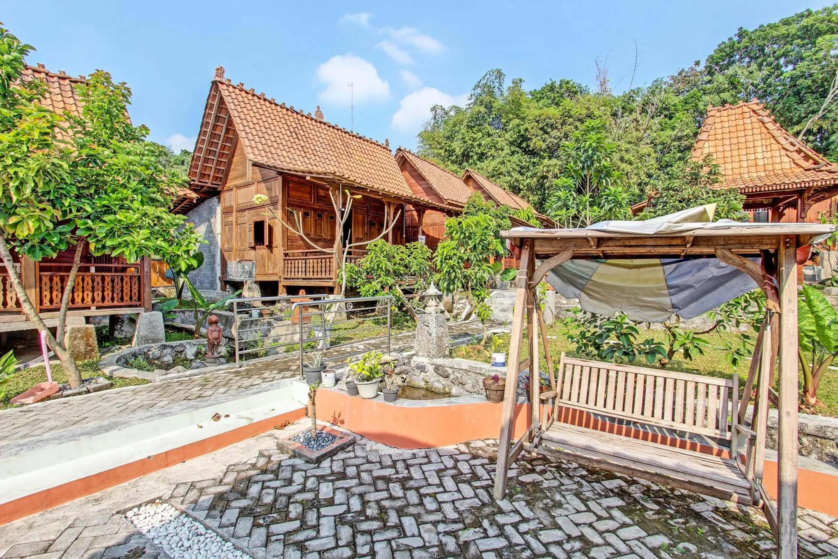 Lobby or reception in Collection O 91582 Green Kasongan Cottage