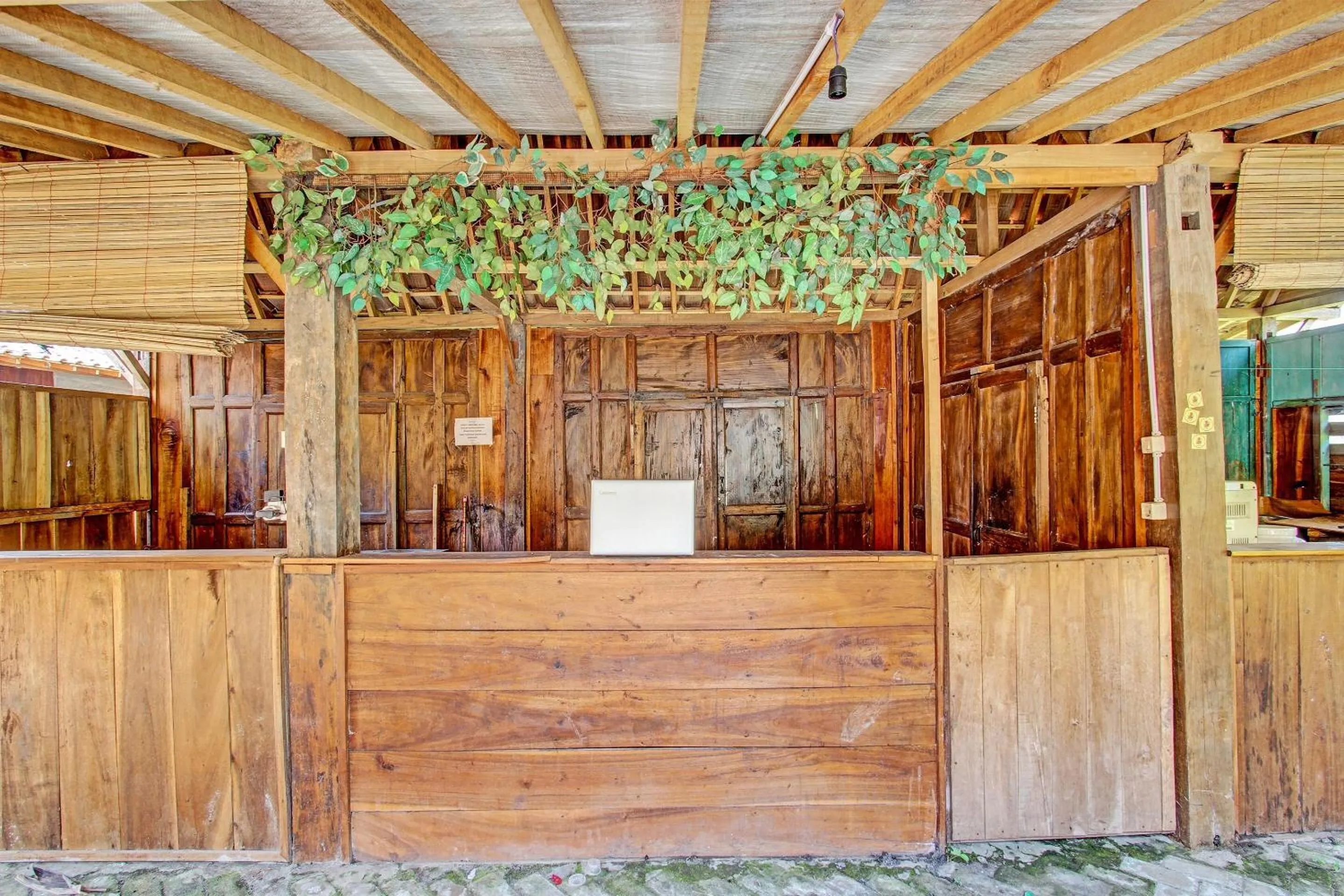 Lobby or reception in Collection O 91582 Green Kasongan Cottage