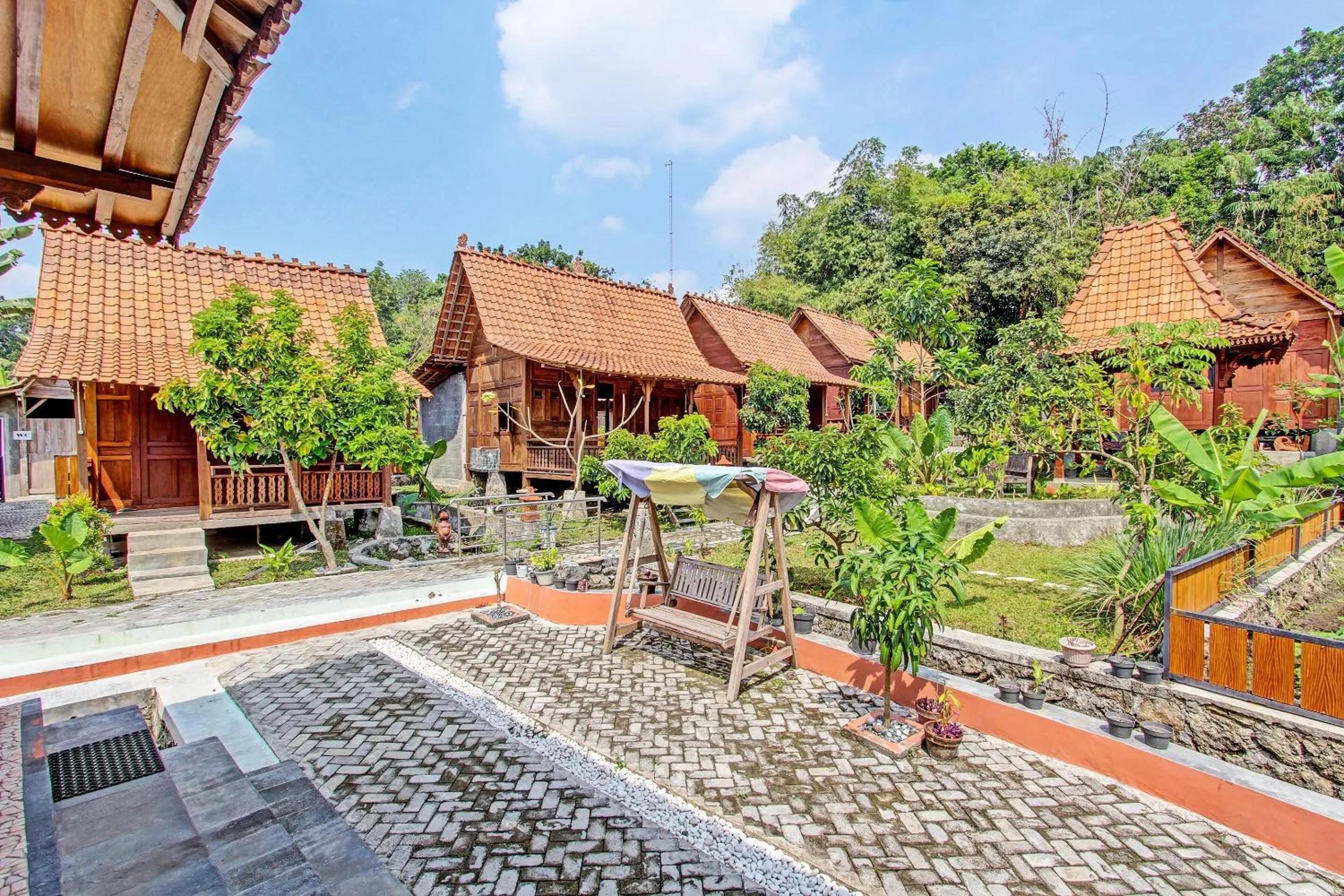 Lobby or reception in Collection O 91582 Green Kasongan Cottage