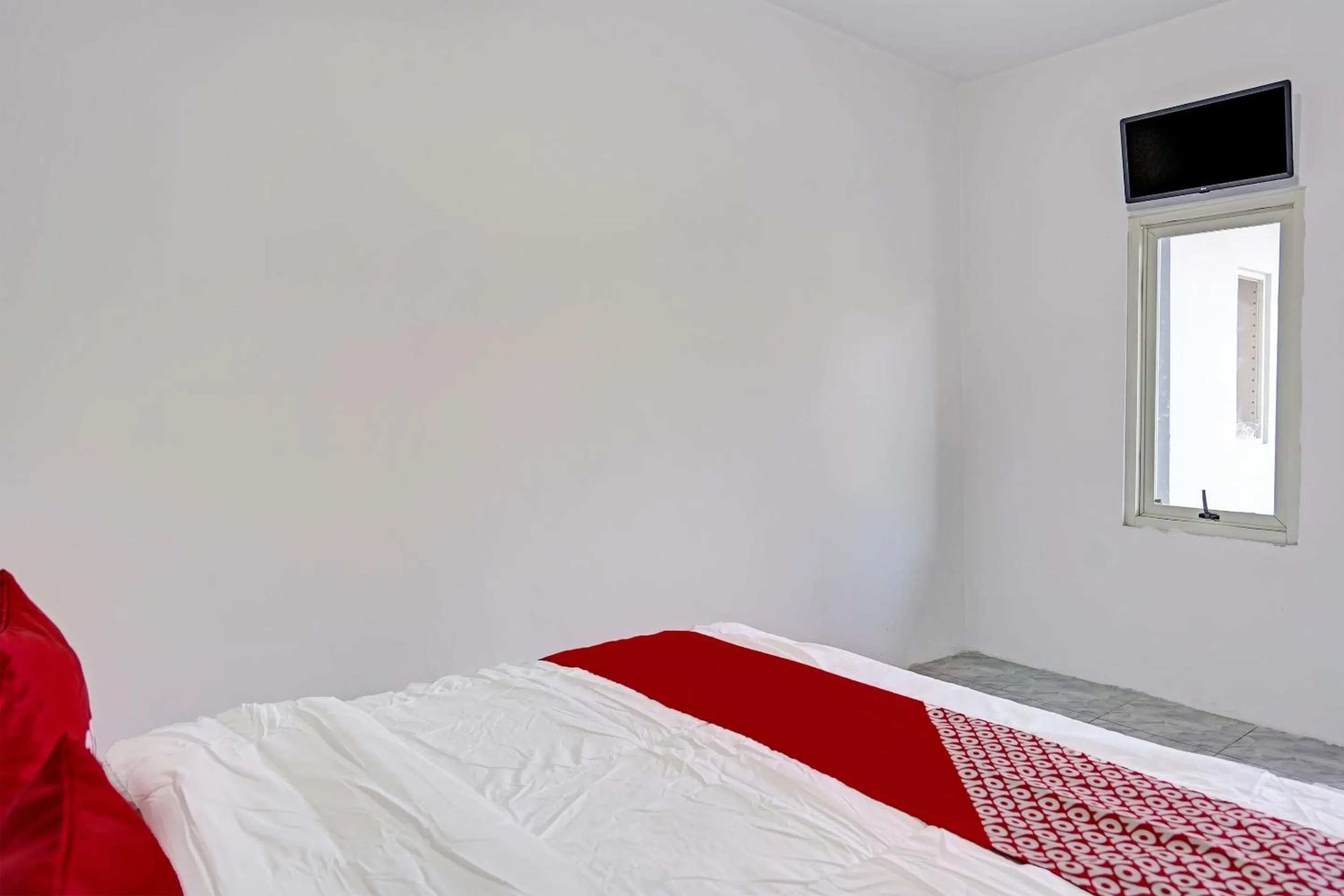 Bedroom, Bed in OYO LIFE 91594 Bungah Residence Syariah