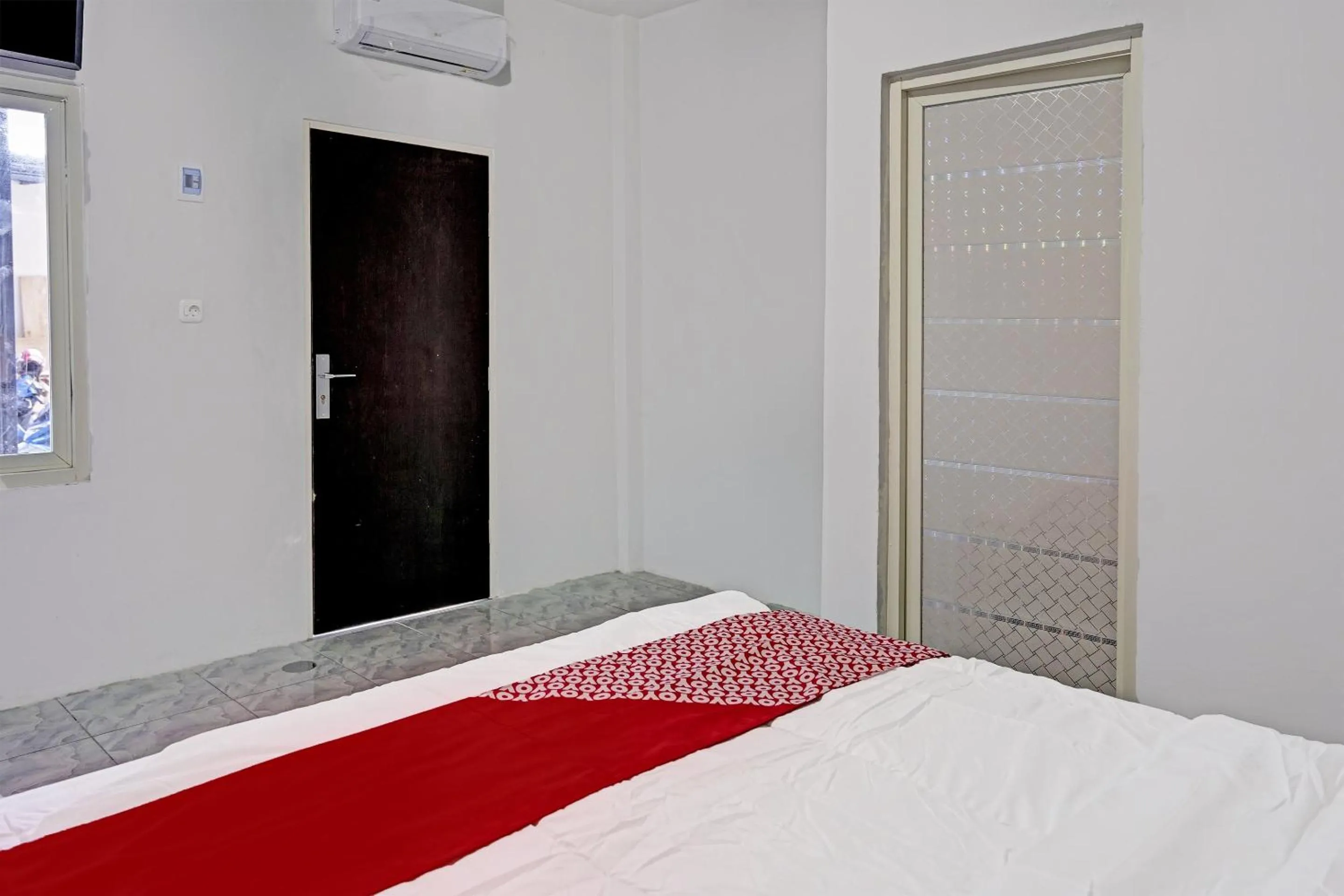 Bedroom, Bed in OYO LIFE 91594 Bungah Residence Syariah