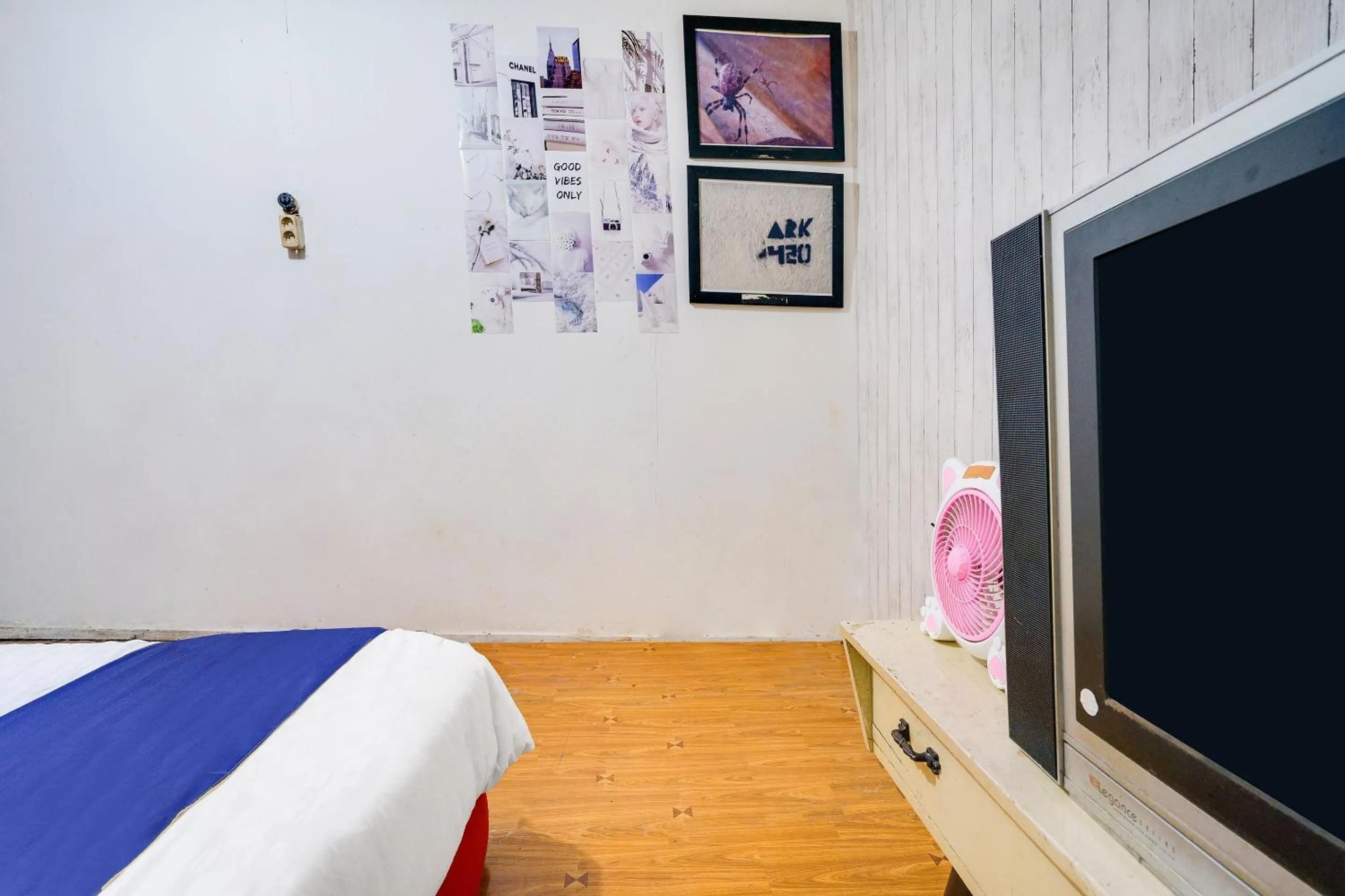 Bedroom in SPOT ON 91609 Pondok Mill's Syariah