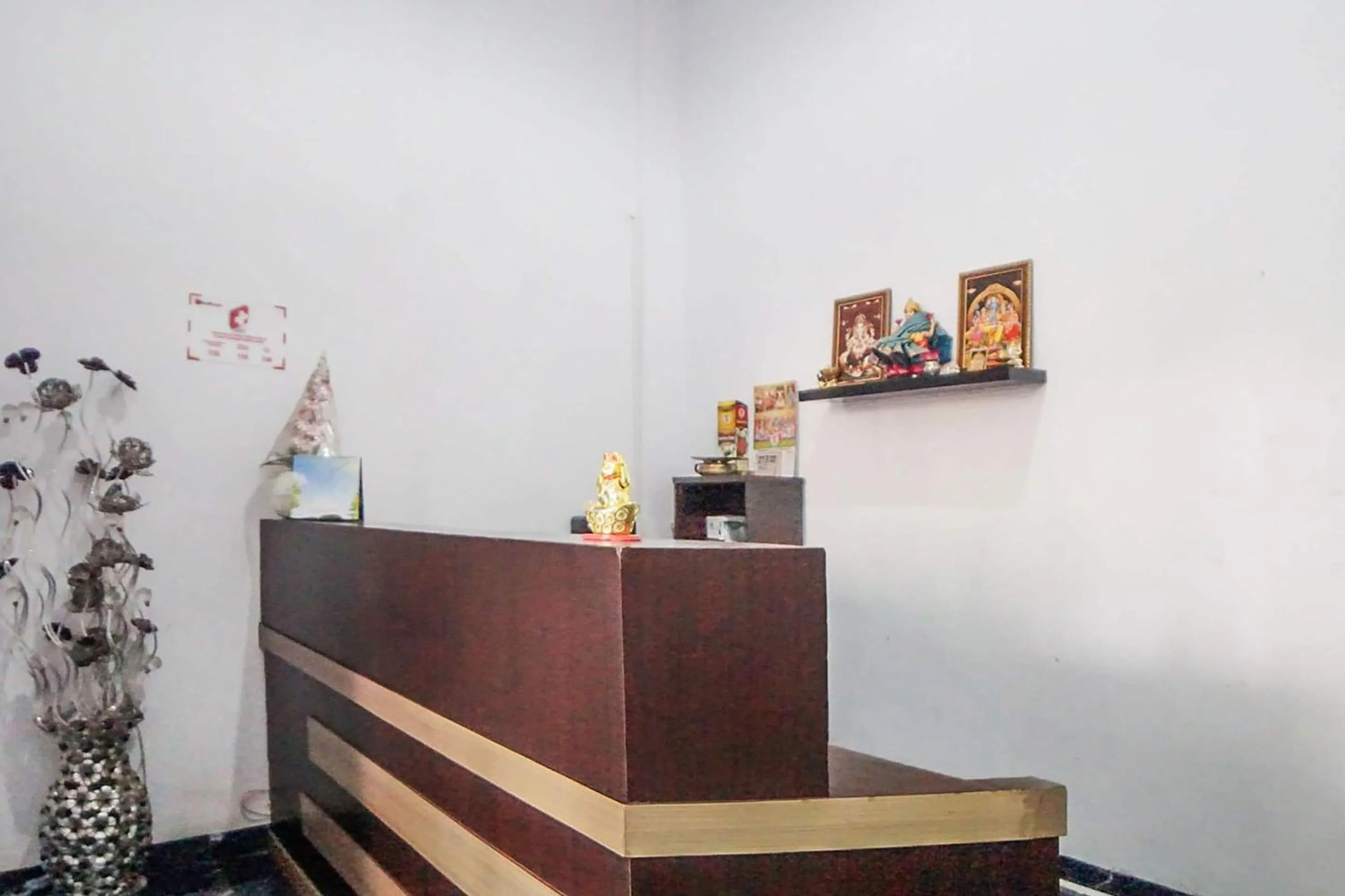 Lobby or reception in Hotel O Wika Wiki Homestay