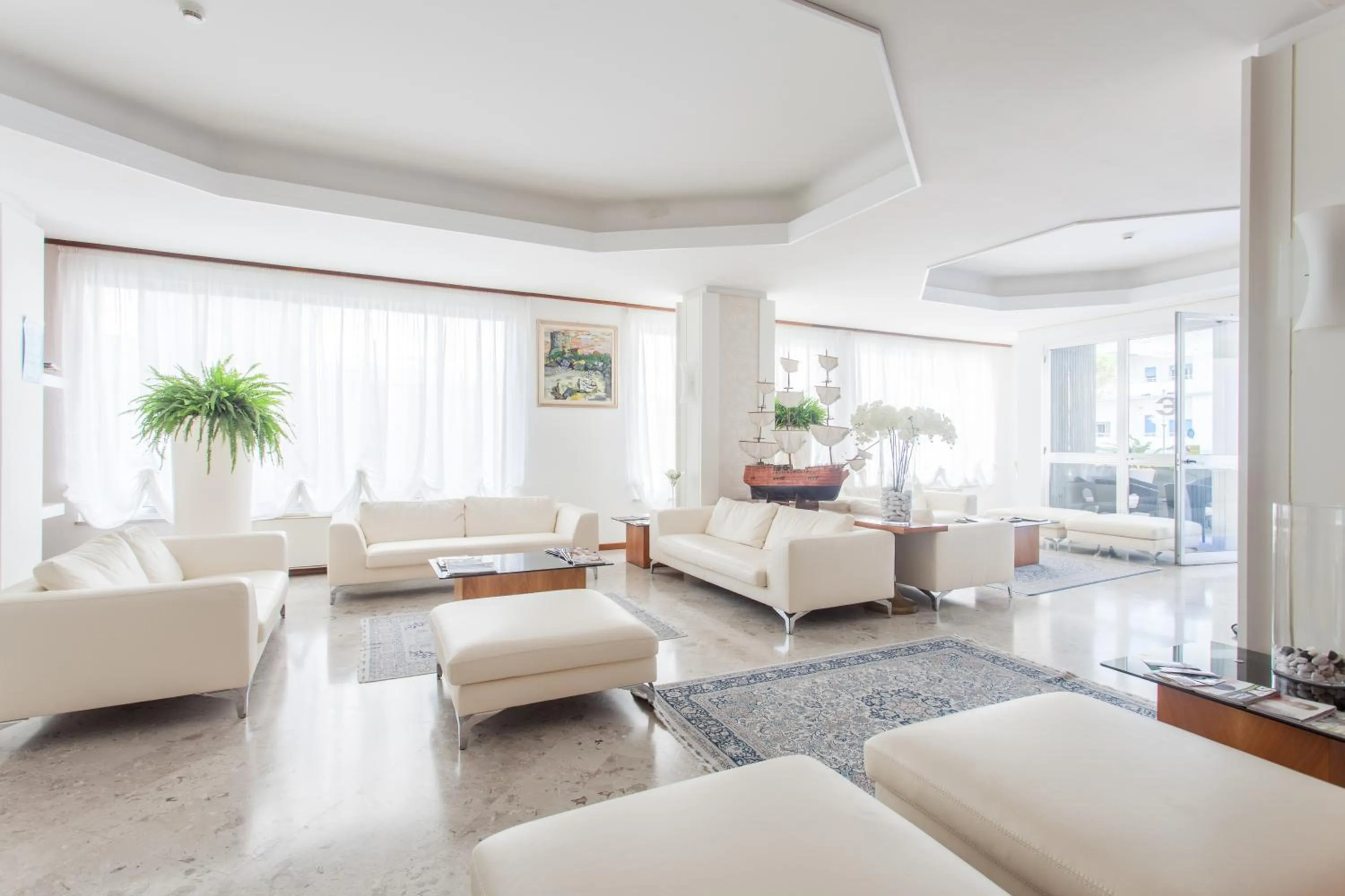 Lobby or reception in Hotel Esplanade