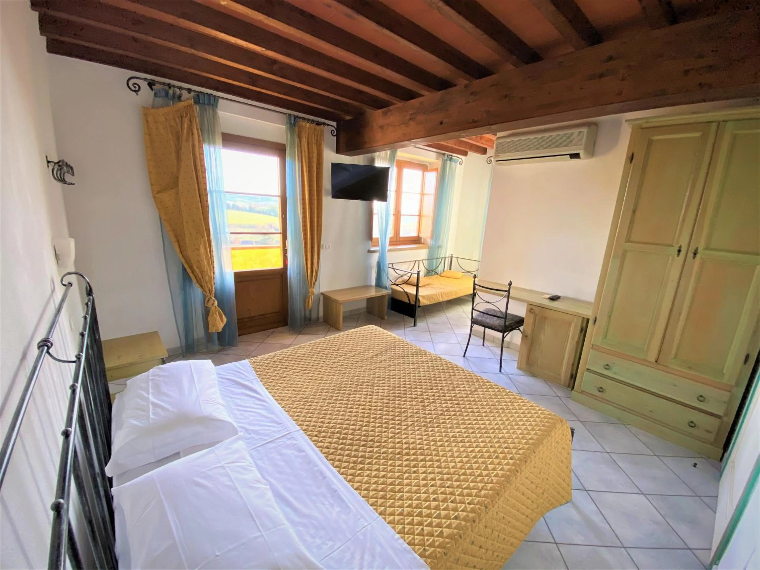 Bed in Tenuta La Lupa