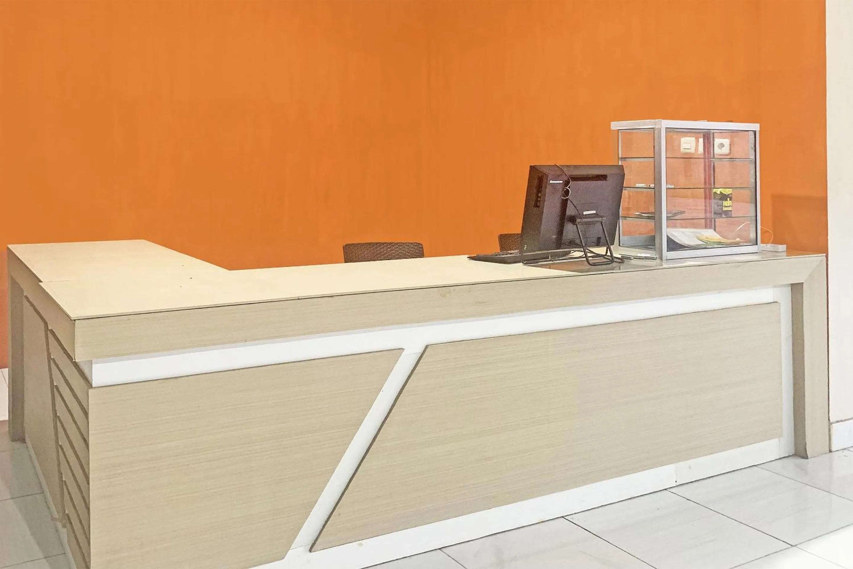 Lobby or reception in Hotel O Penginapan Radja Jeneponto