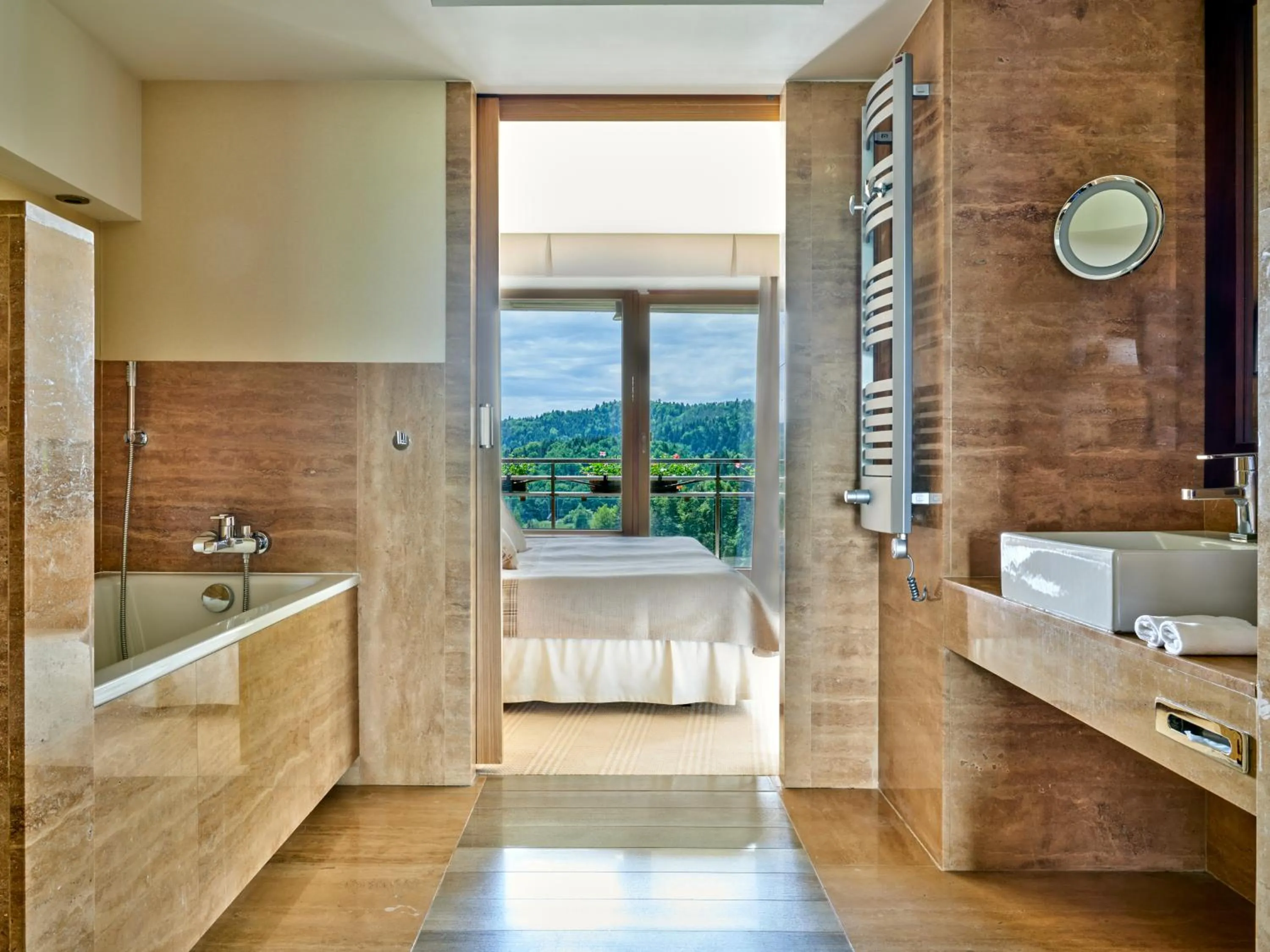 Bathroom in Hotel SPA Dr Irena Eris Krynica Zdrój