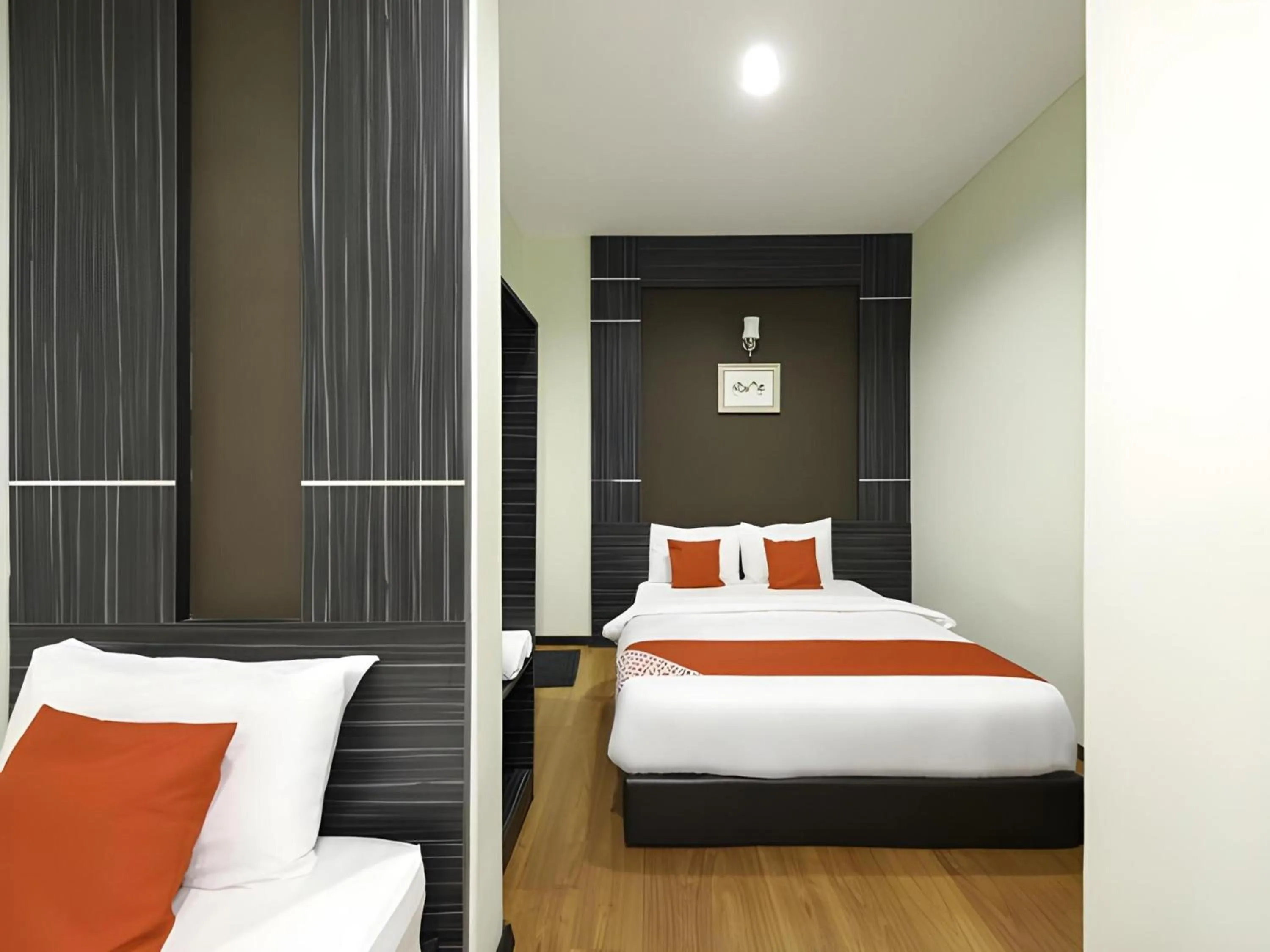 Photo of the whole room, Bed in Super OYO Capital O 812 Hotel SMC Seksyen 13
