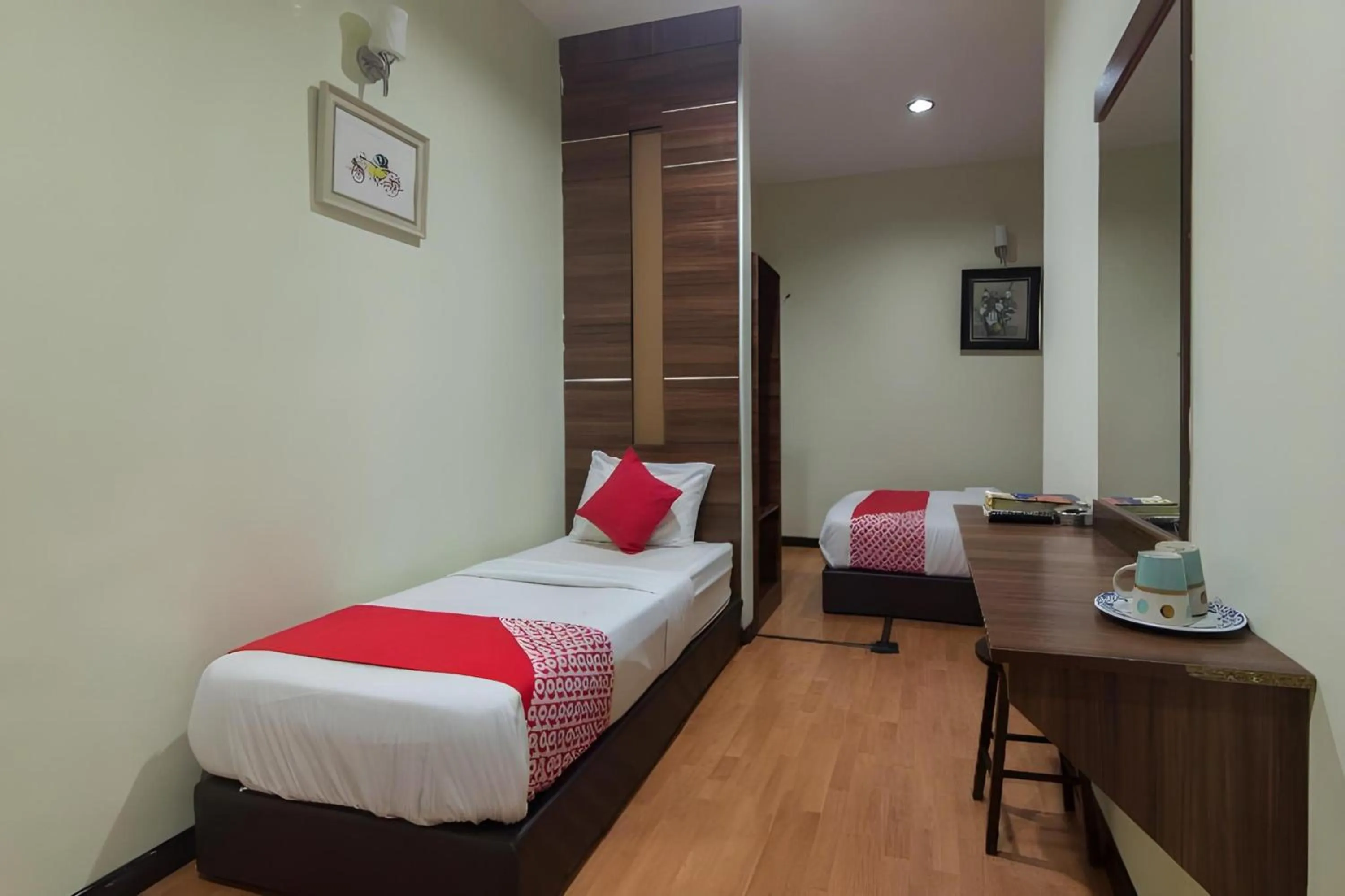 Photo of the whole room, Bed in Super OYO Capital O 812 Hotel SMC Seksyen 13