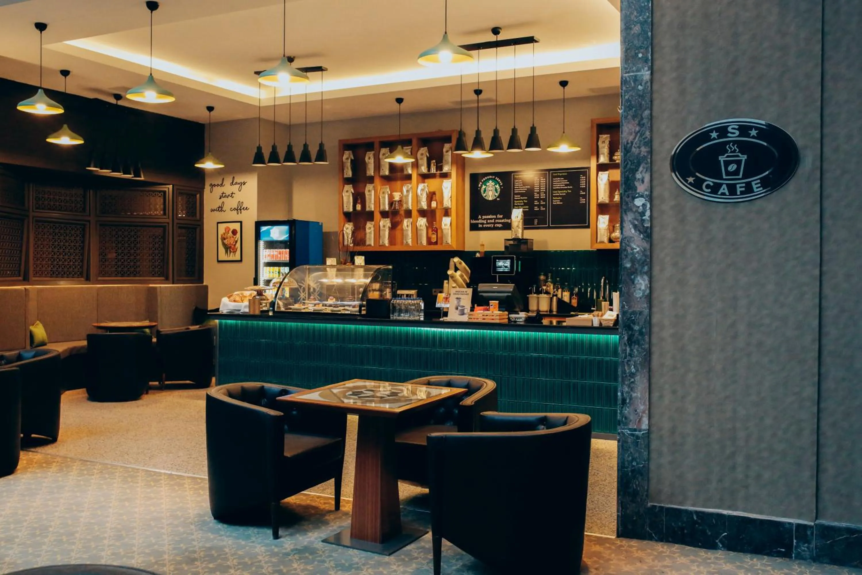 Coffee/tea facilities in Tugcan Hotel