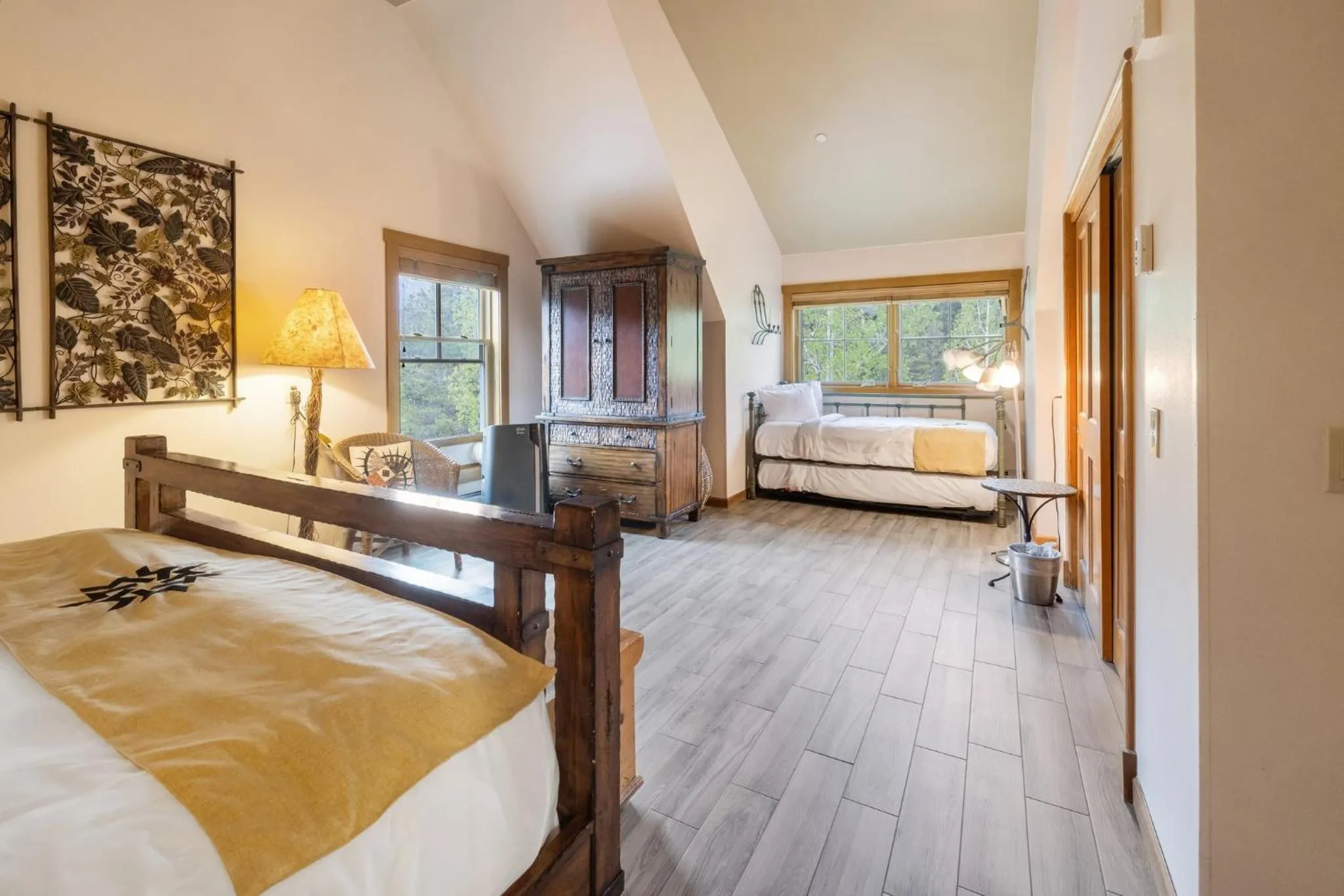 Bedroom, Bed in Jackpine & Black Bear Condominiums by Keystone Resort