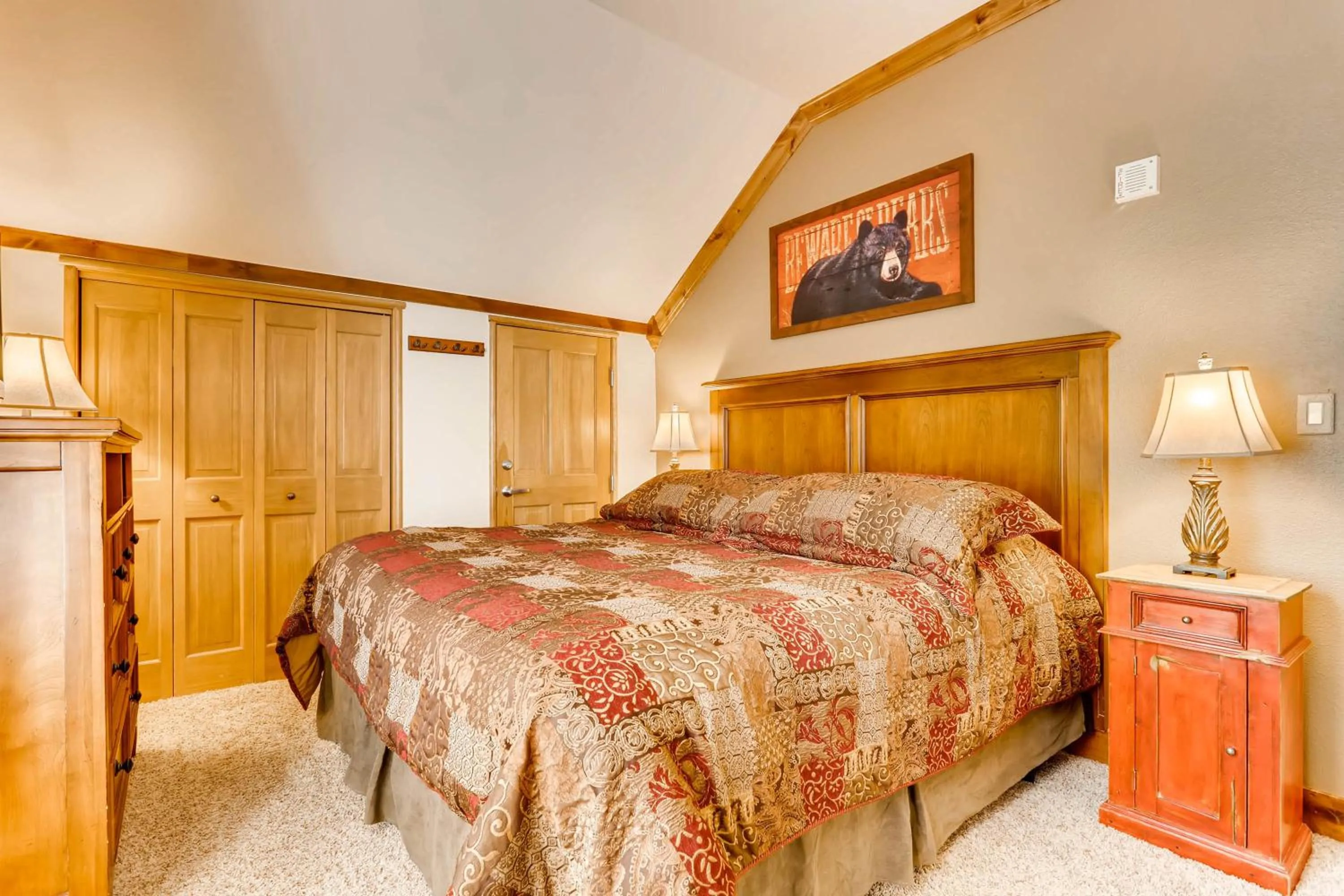 Photo of the whole room, Bed in Jackpine & Black Bear Condominiums by Keystone Resort