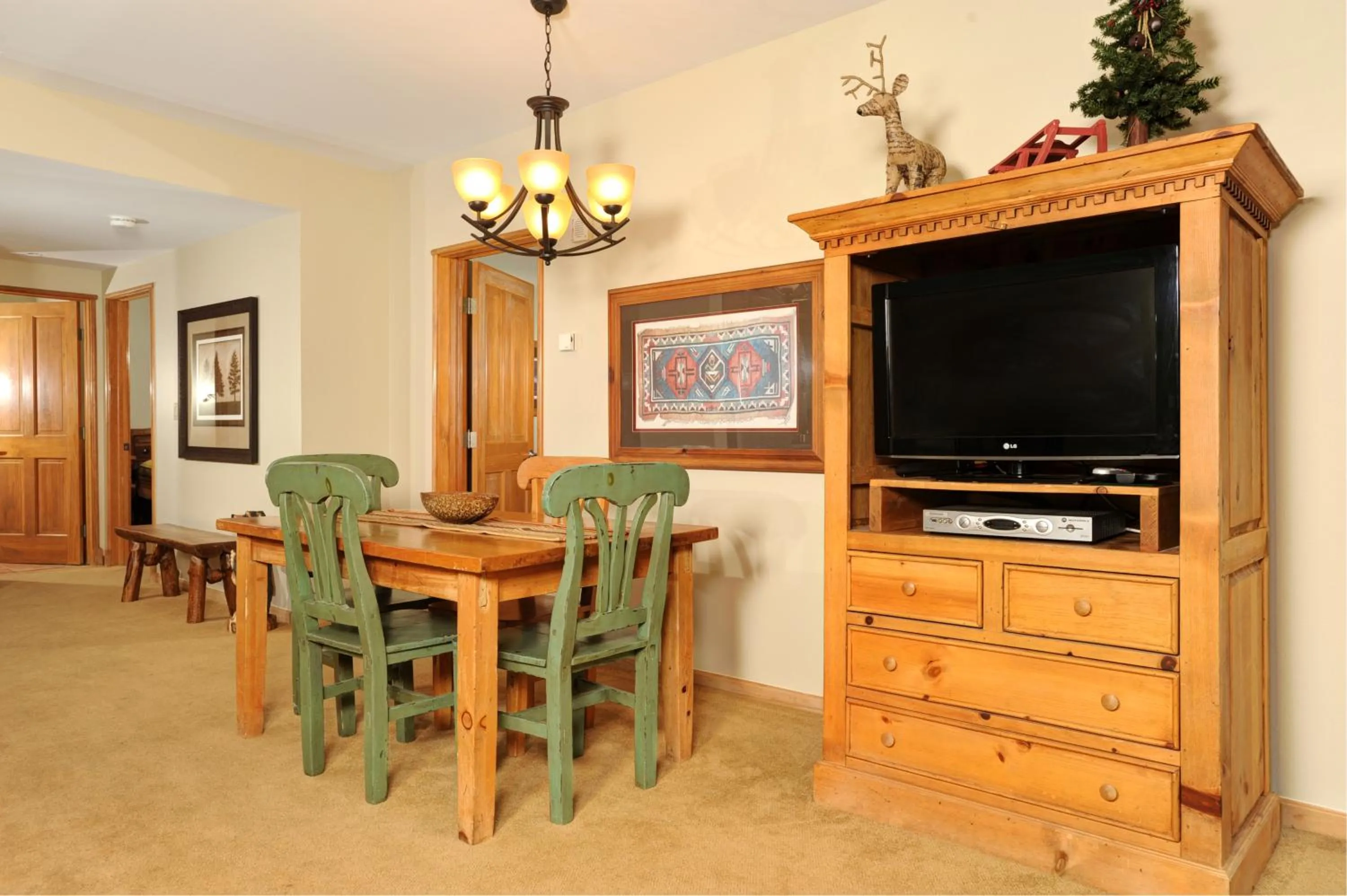 Jackpine & Black Bear Condominiums by Keystone Resort