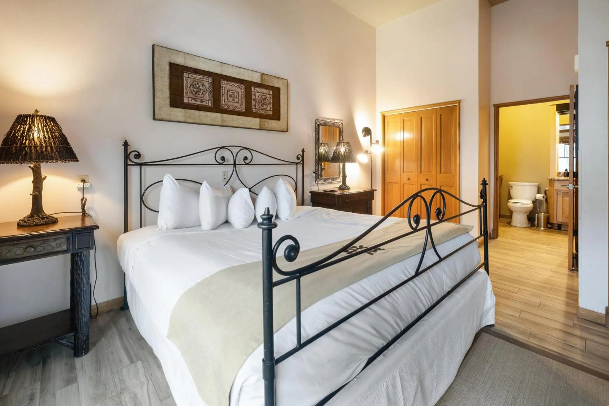 Bedroom, Bed in Jackpine & Black Bear Condominiums by Keystone Resort