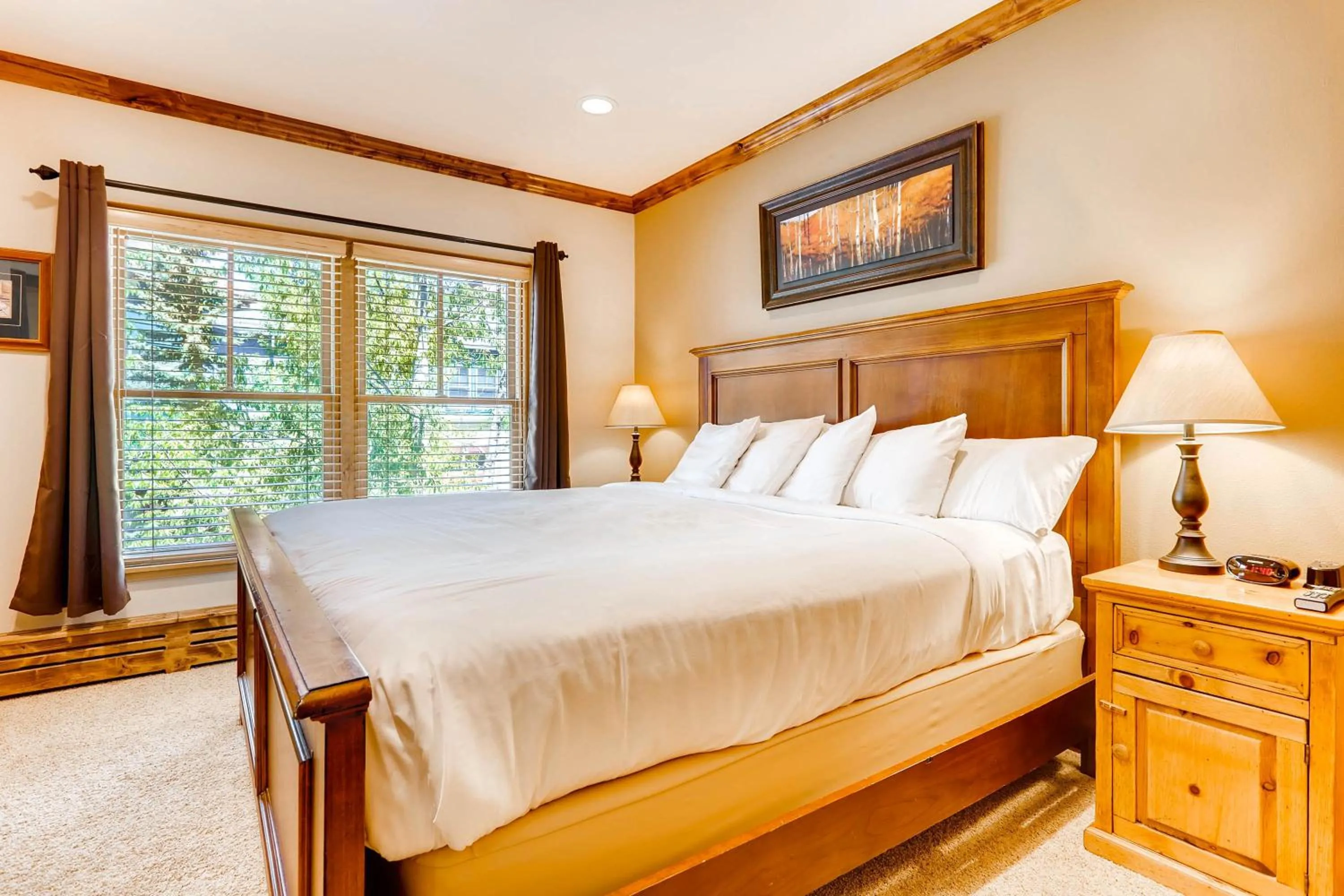 Photo of the whole room, Bed in Jackpine & Black Bear Condominiums by Keystone Resort