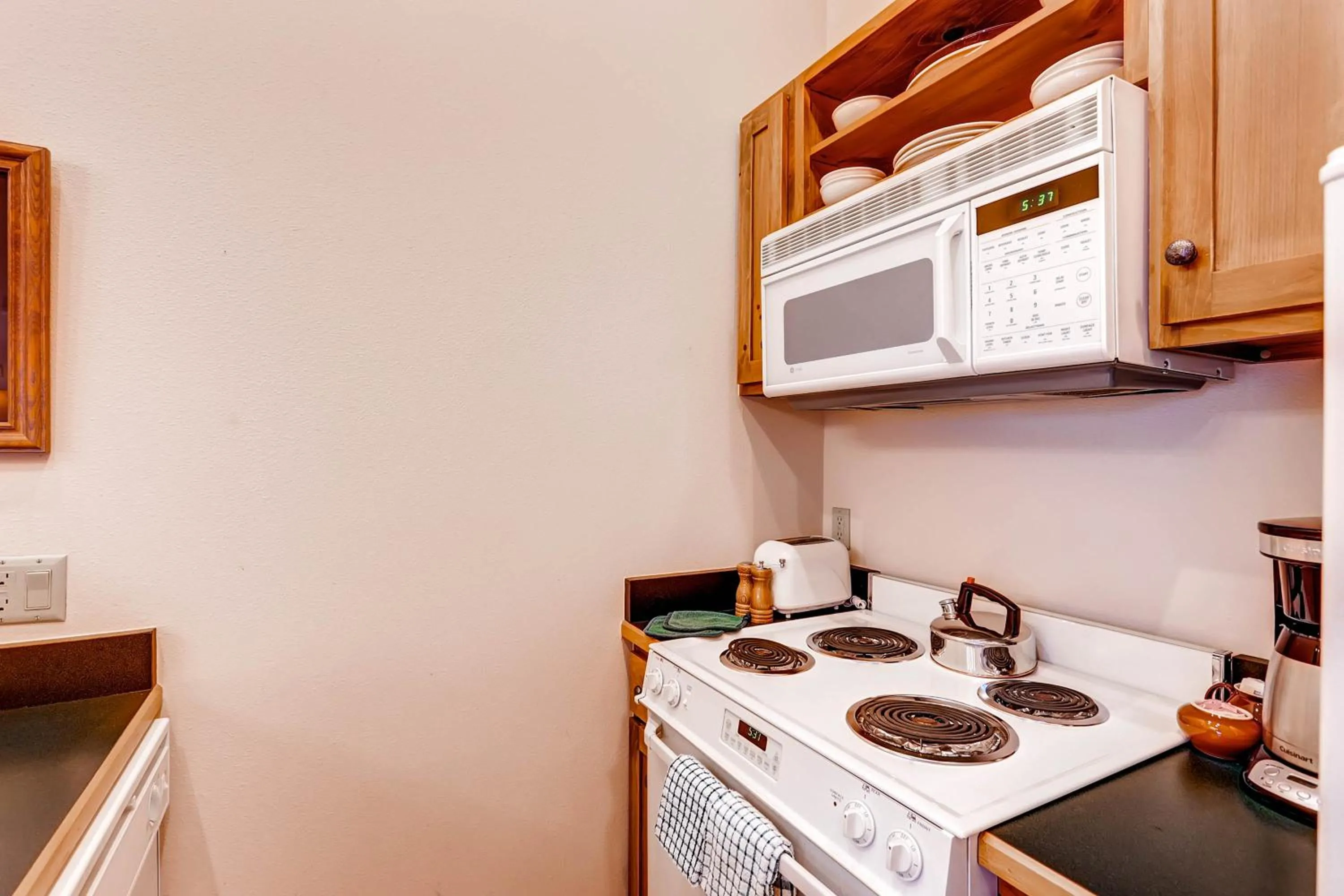 Jackpine & Black Bear Condominiums by Keystone Resort