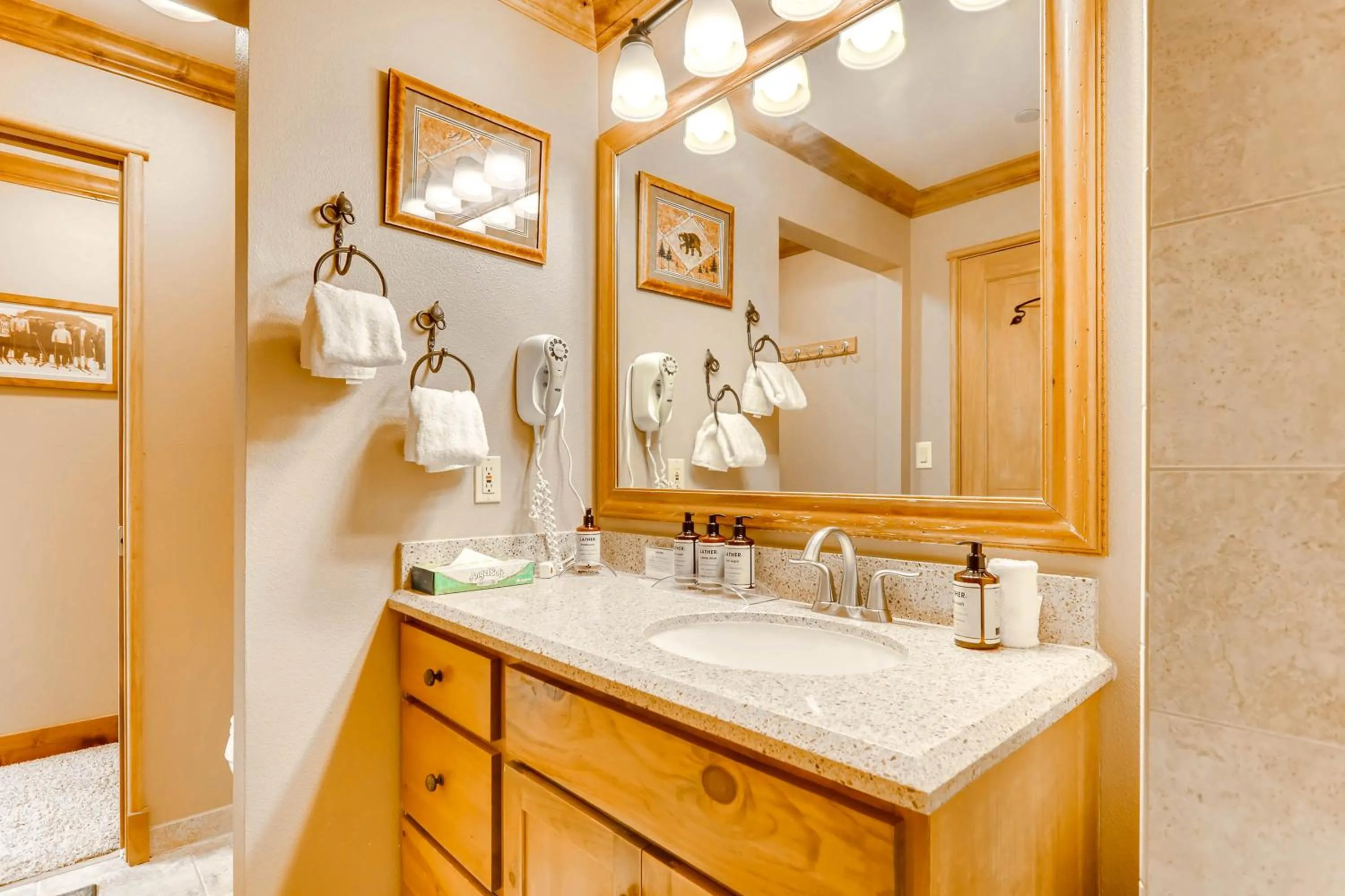 Jackpine & Black Bear Condominiums by Keystone Resort