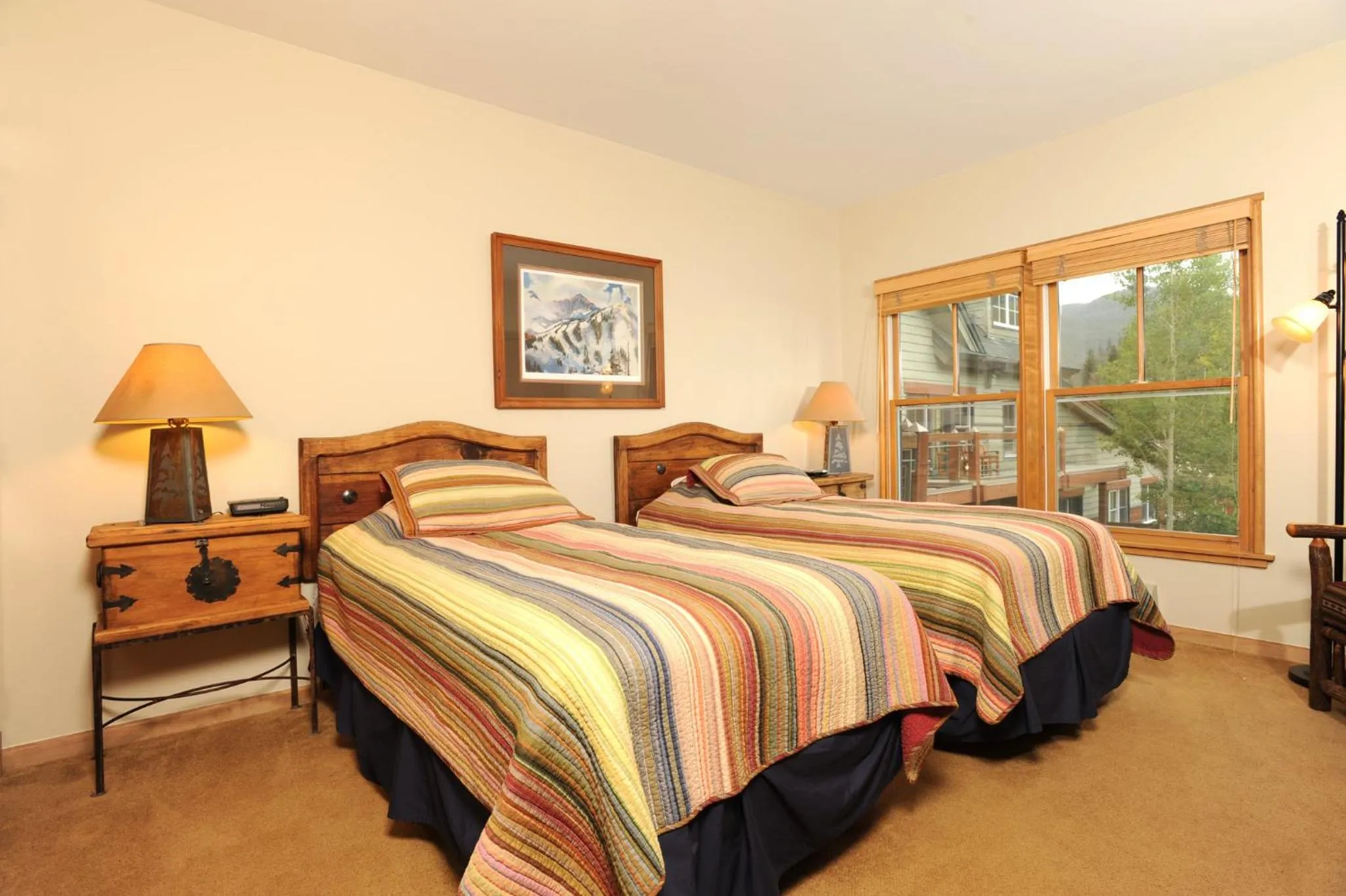 Bedroom, Bed in Jackpine & Black Bear Condos by Vail Resorts