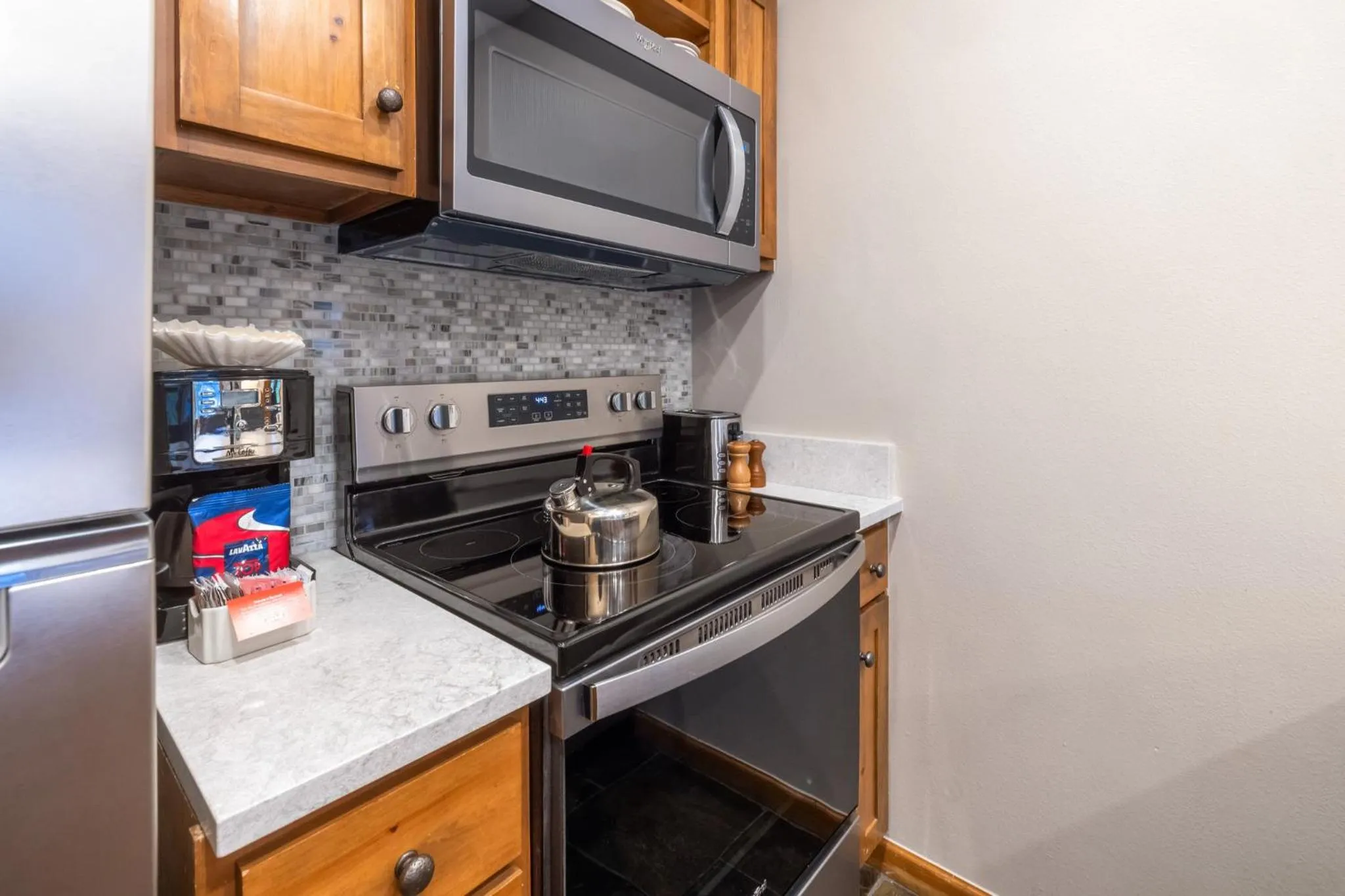 Communal kitchen in Jackpine & Black Bear Condominiums by Keystone Resort