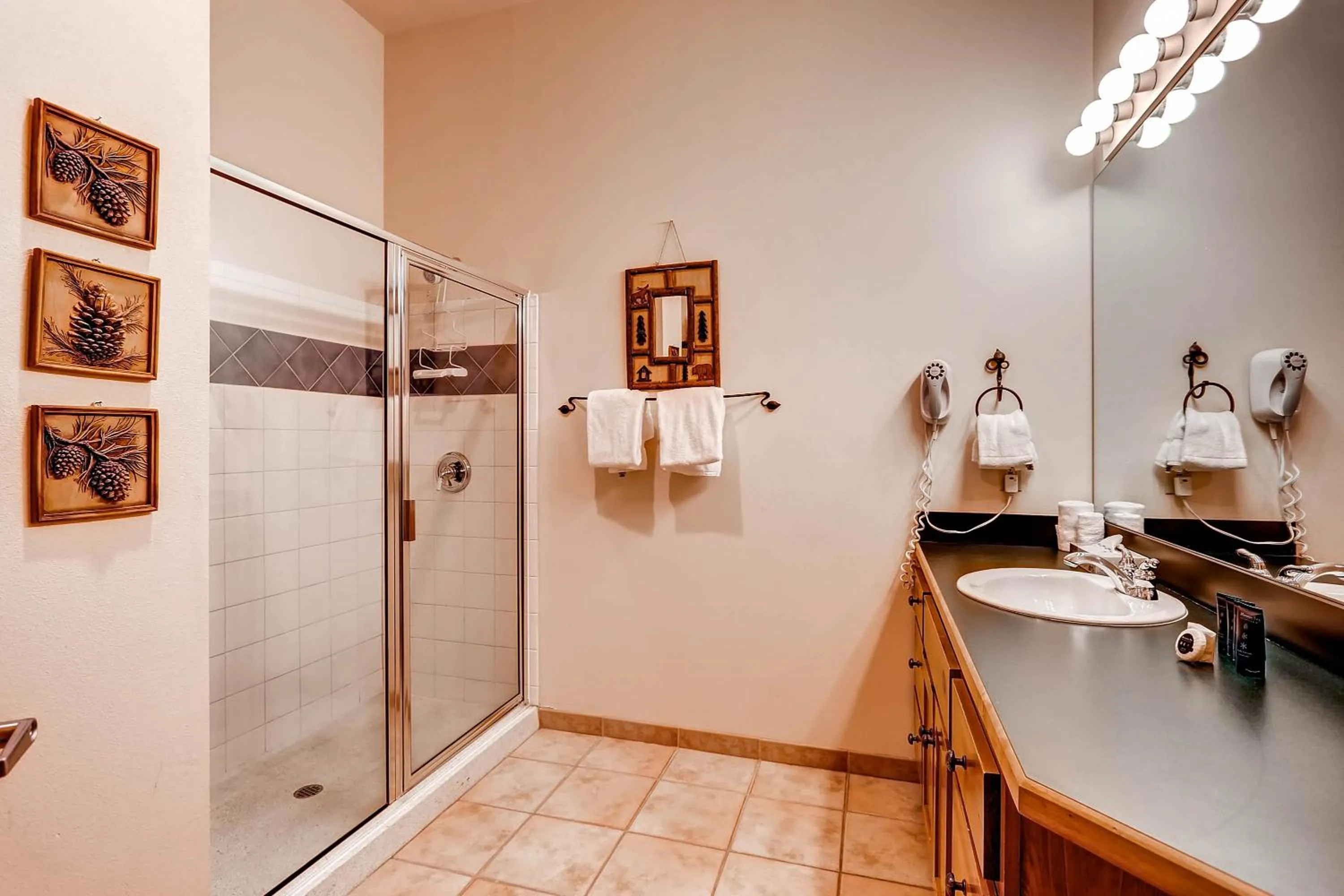 Bathroom in Jackpine & Black Bear Condos by Vail Resorts