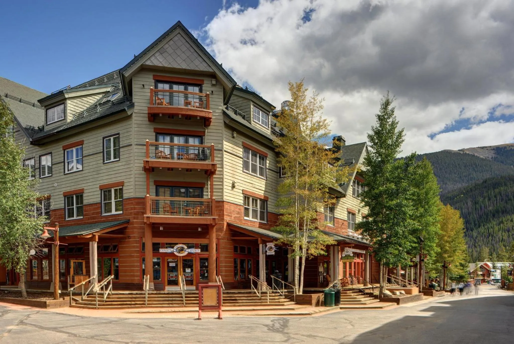Property building in Jackpine & Black Bear Condominiums by Keystone Resort