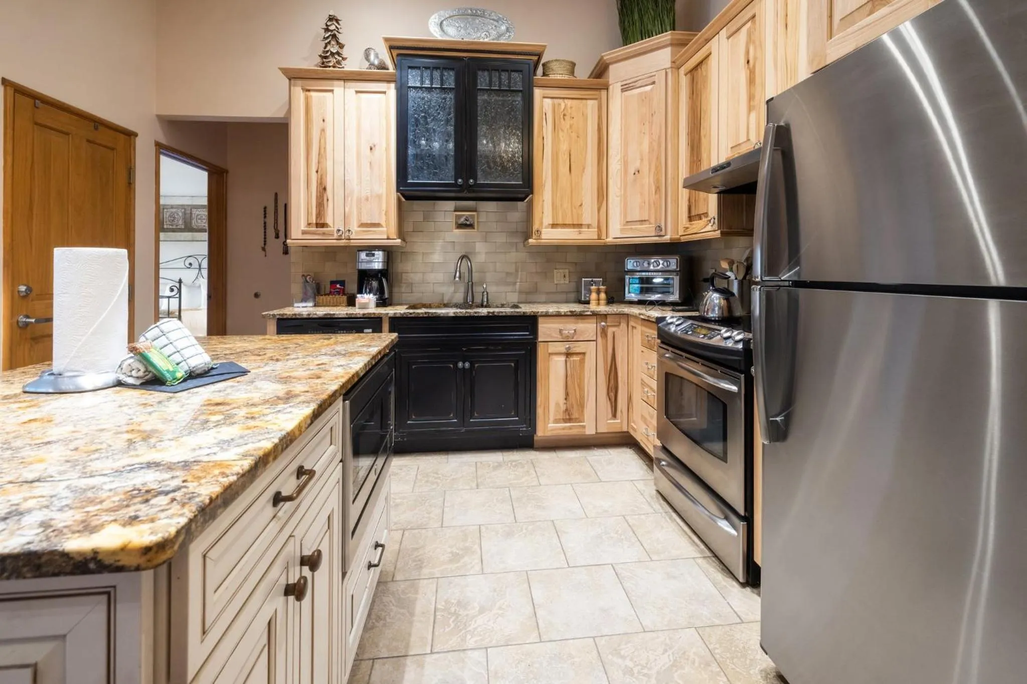Communal kitchen in Jackpine & Black Bear Condos by Vail Resorts