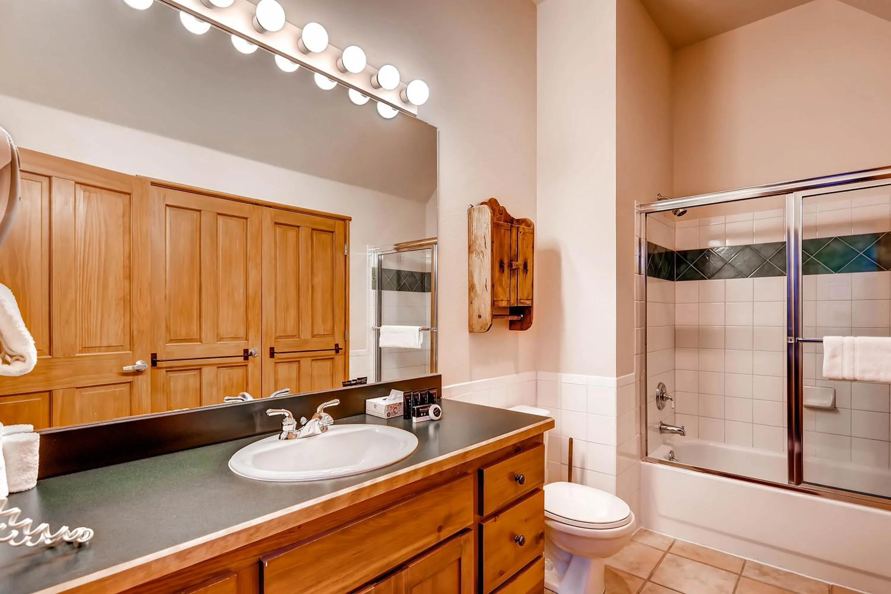 Jackpine & Black Bear Condominiums by Keystone Resort