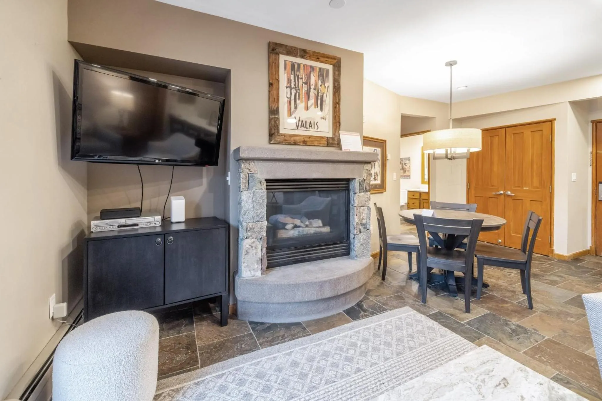 Living room in Jackpine & Black Bear Condos by Vail Resorts