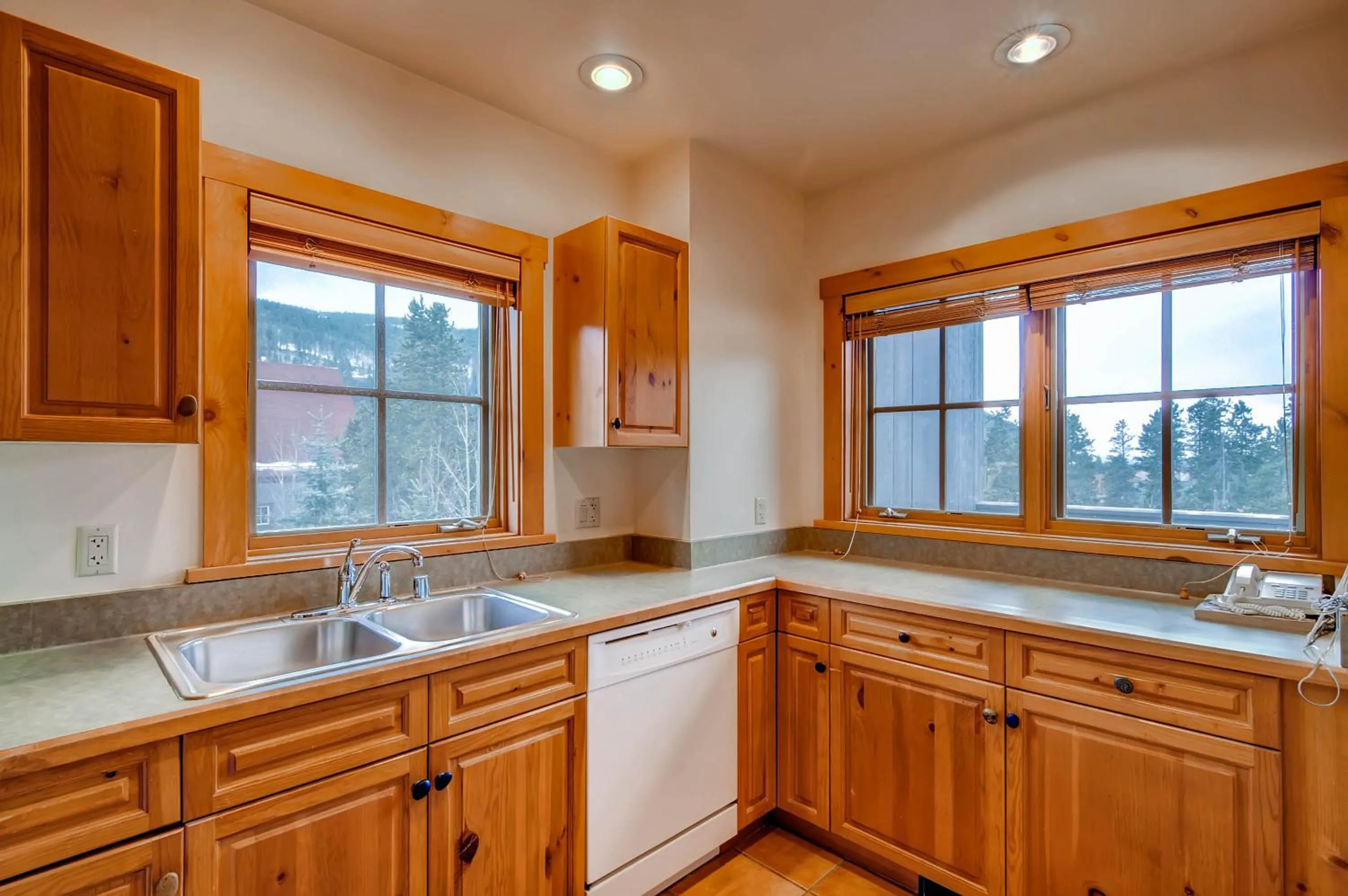 Kitchen or kitchenette in Expedition Station Condos by Vail Resorts
