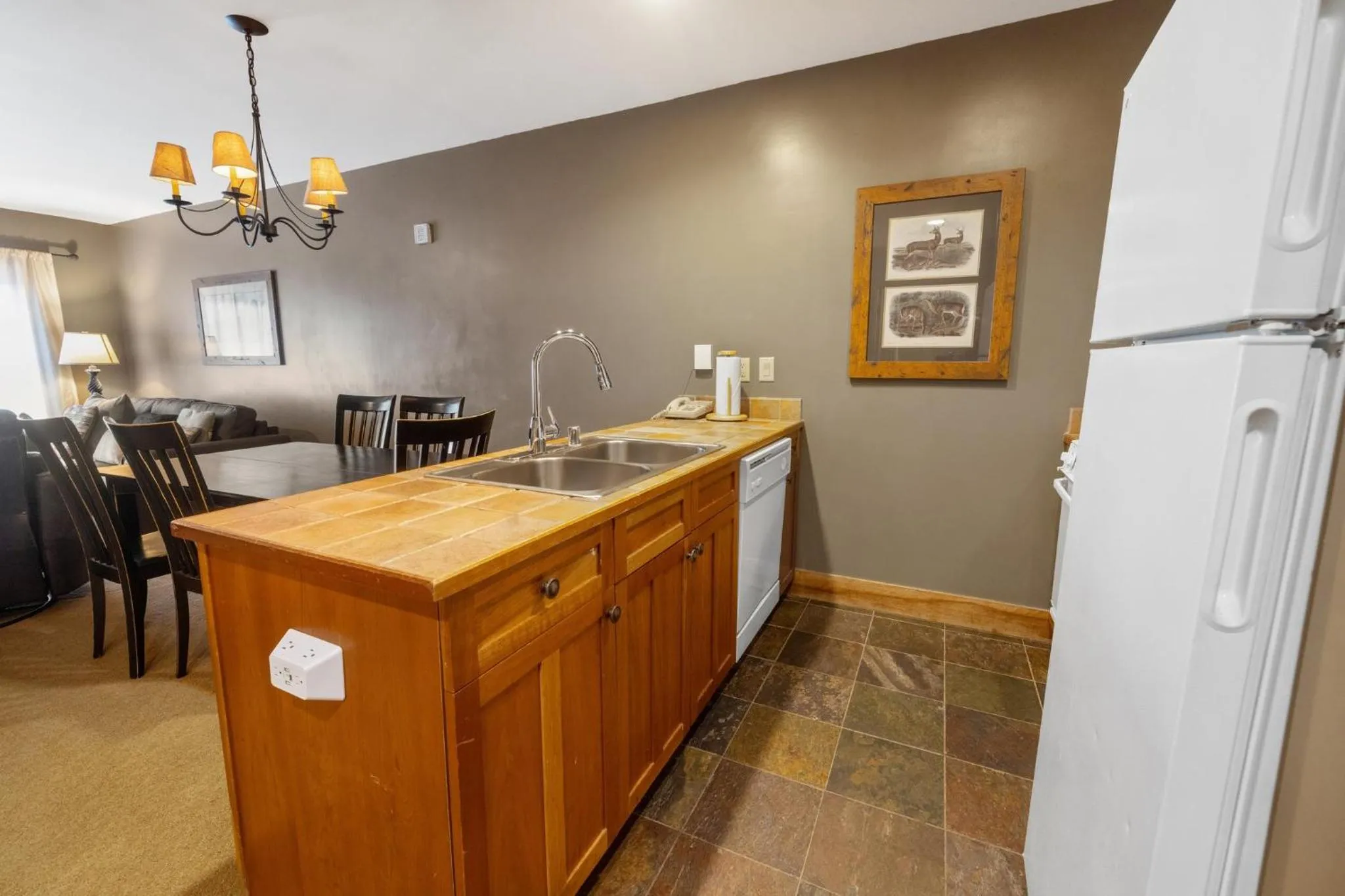 Communal kitchen in Red Hawk by Keystone Resort