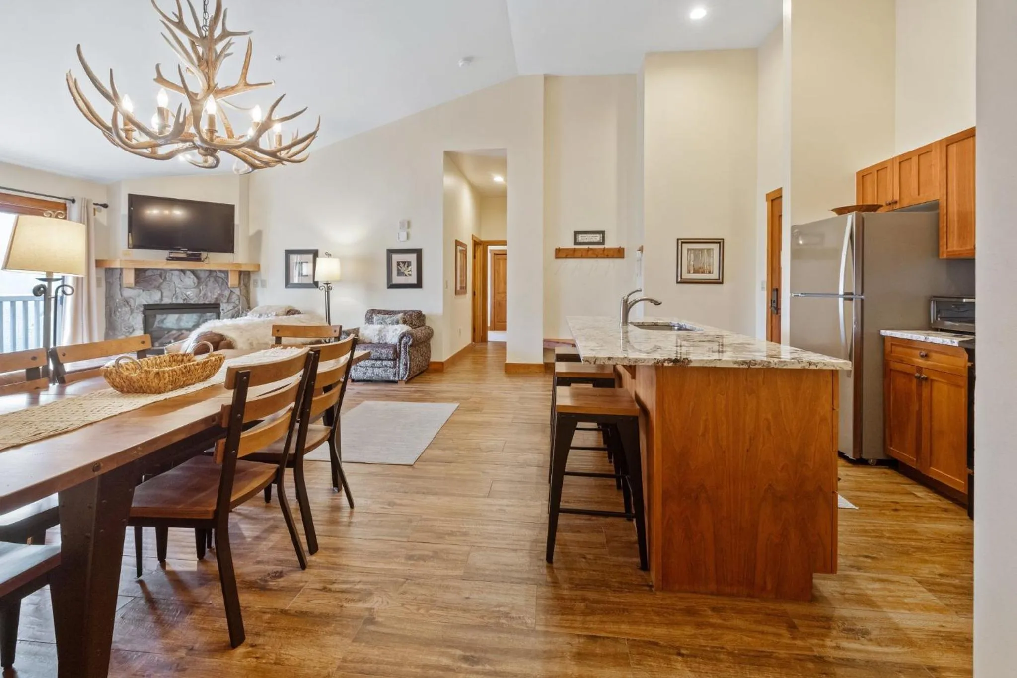 Restaurant/places to eat in Red Hawk by Keystone Resort