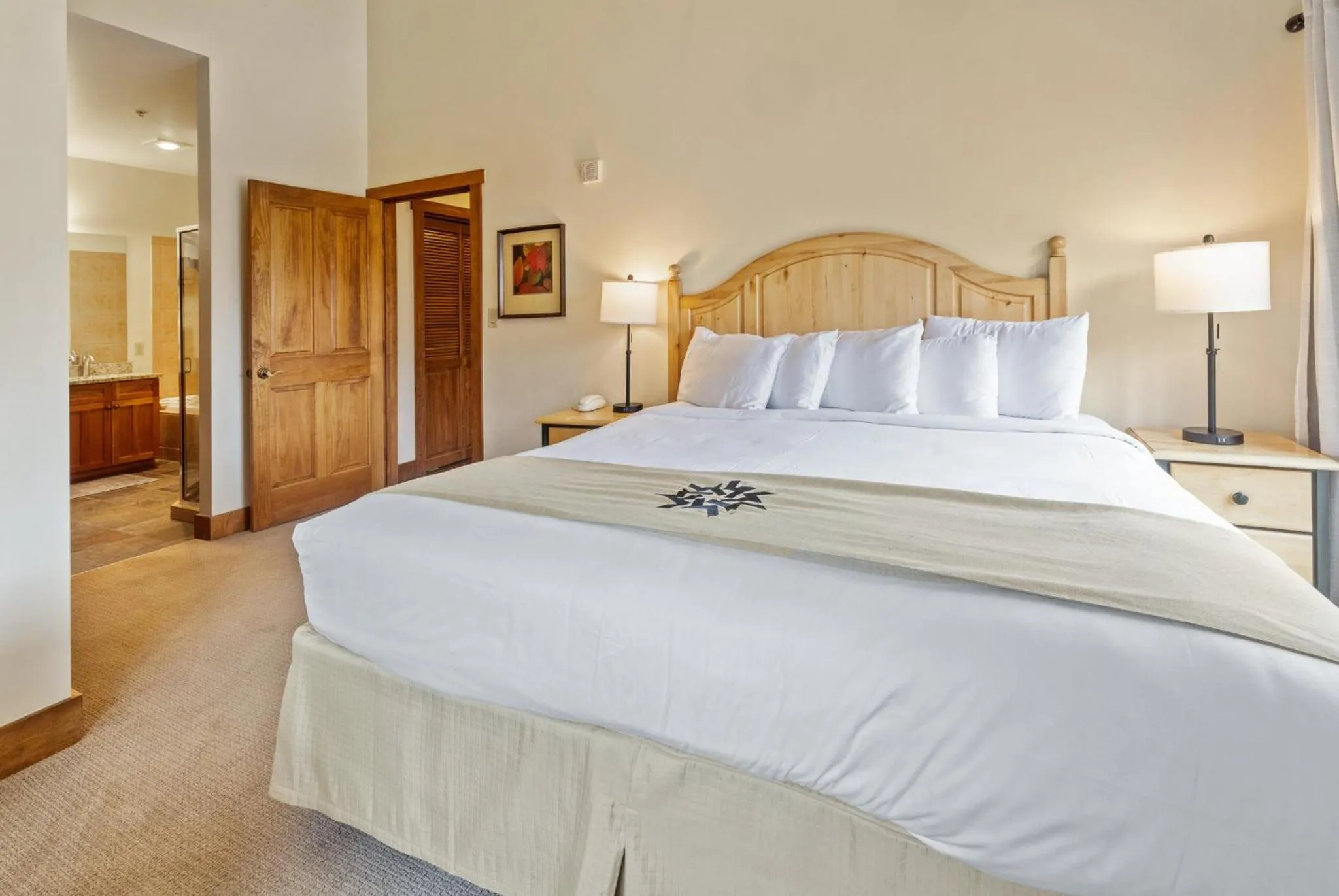 Bedroom, Bed in Red Hawk by Keystone Resort