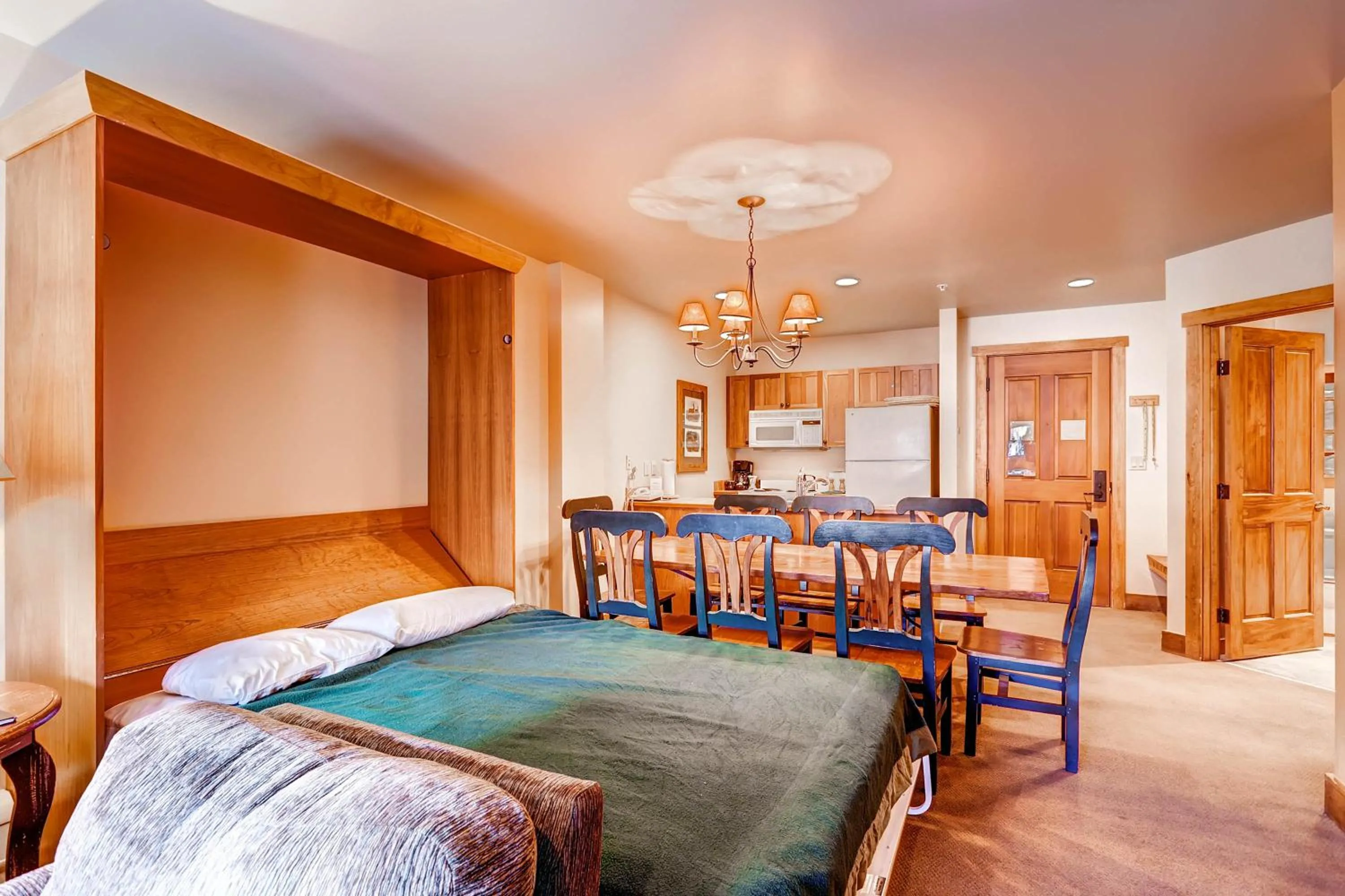 Bedroom, Bed in Red Hawk by Keystone Resort