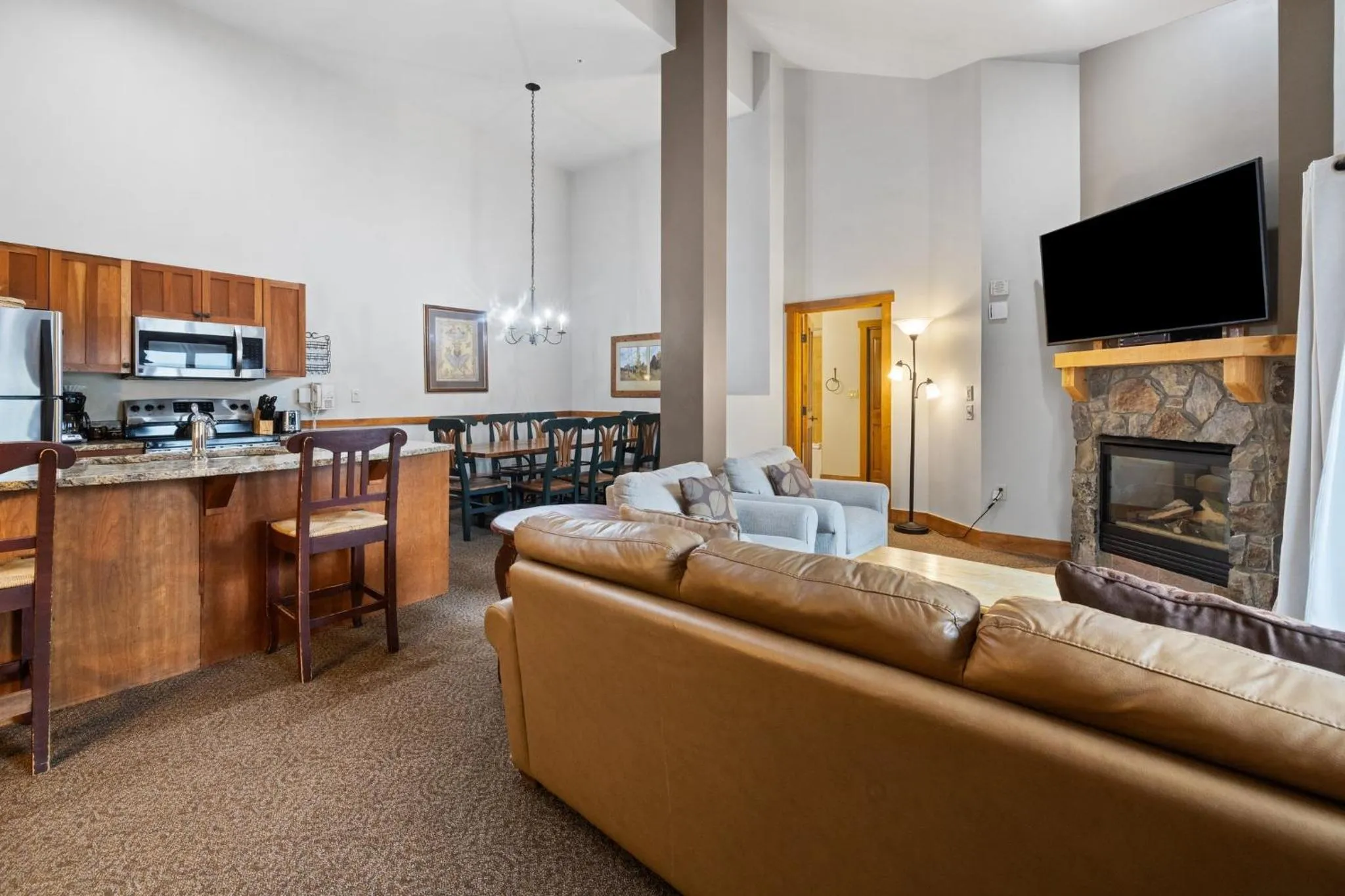 Living room in Red Hawk by Keystone Resort