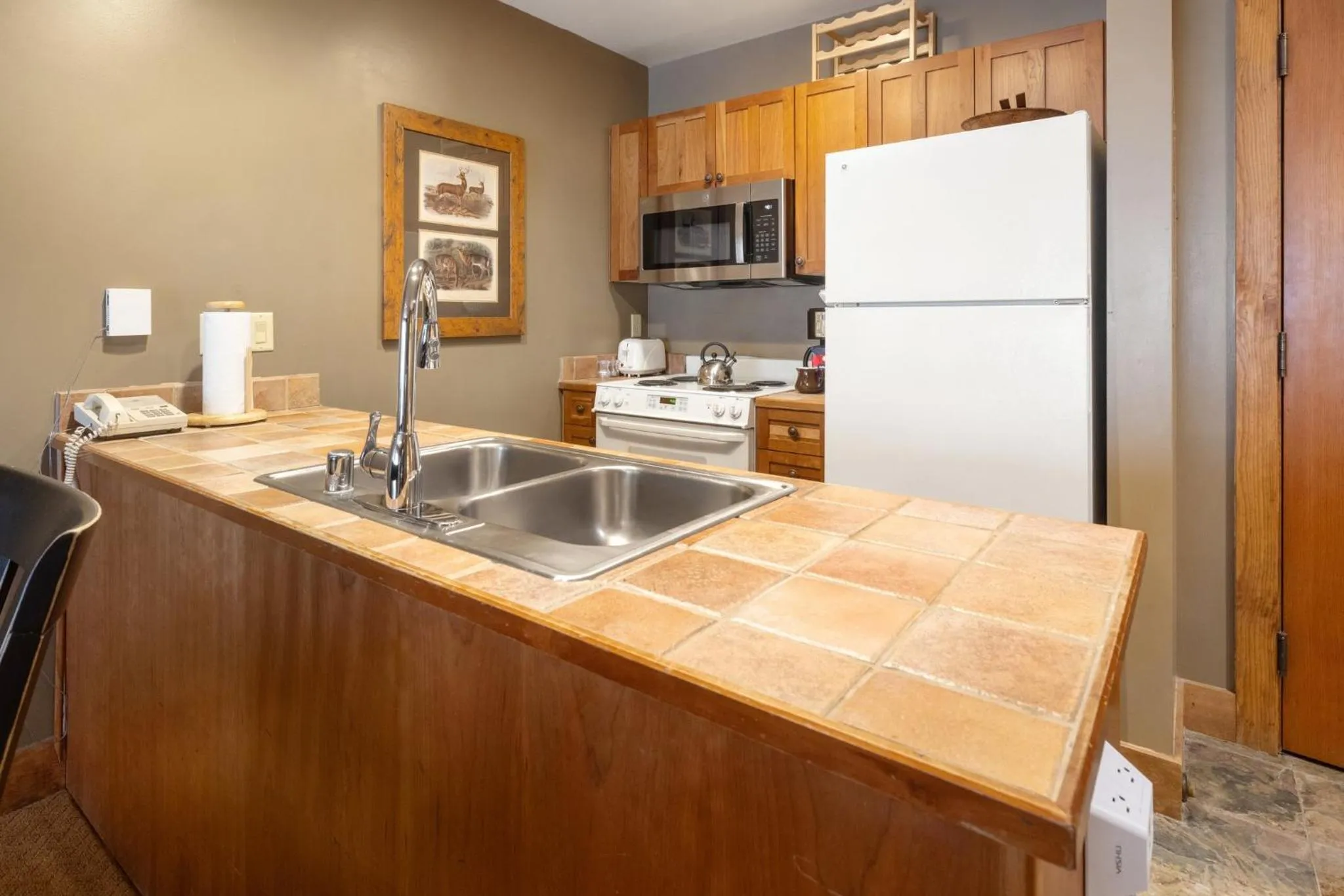 Communal kitchen in Red Hawk, A Vail Resorts Property