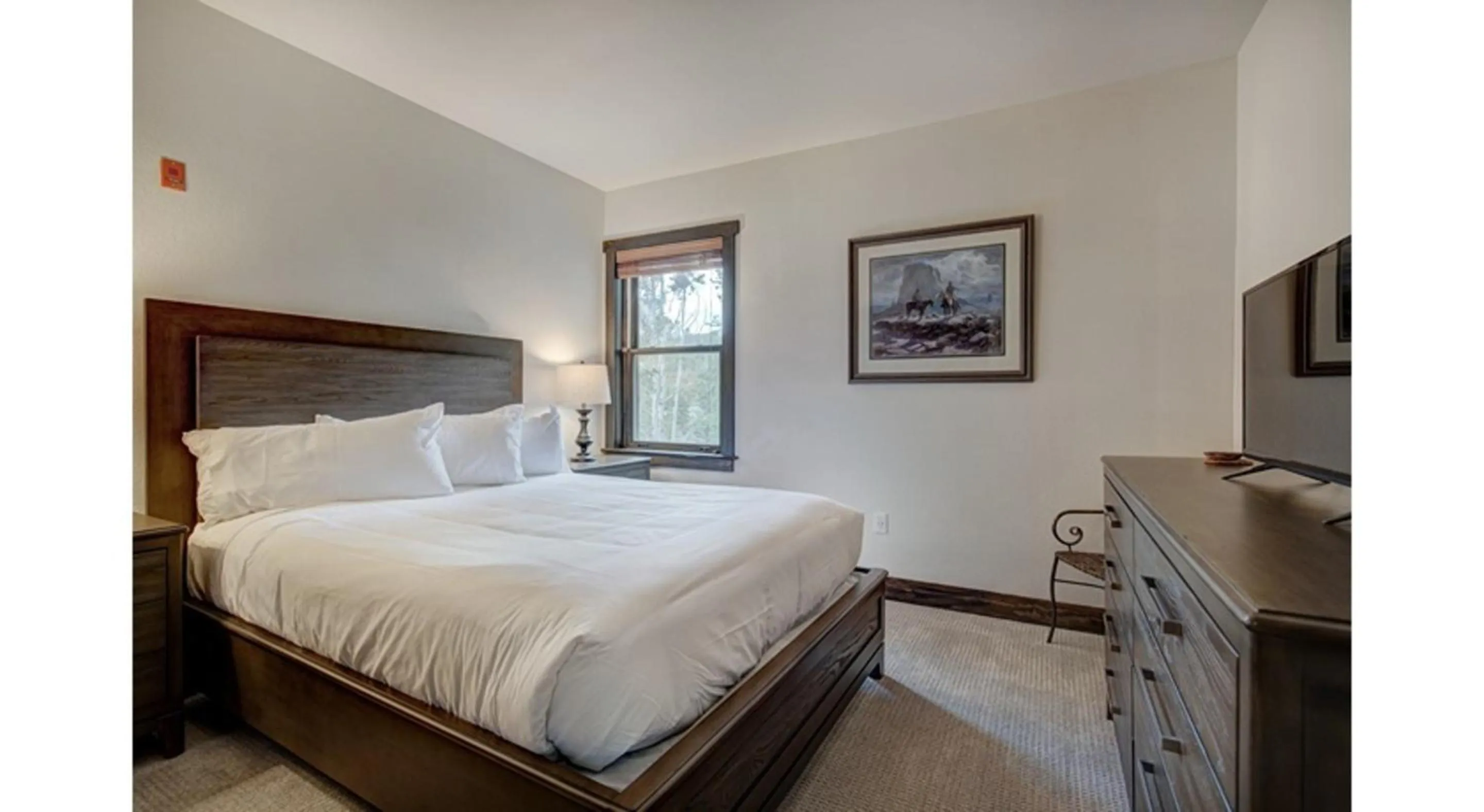 Bed in Red Hawk by Keystone Resort