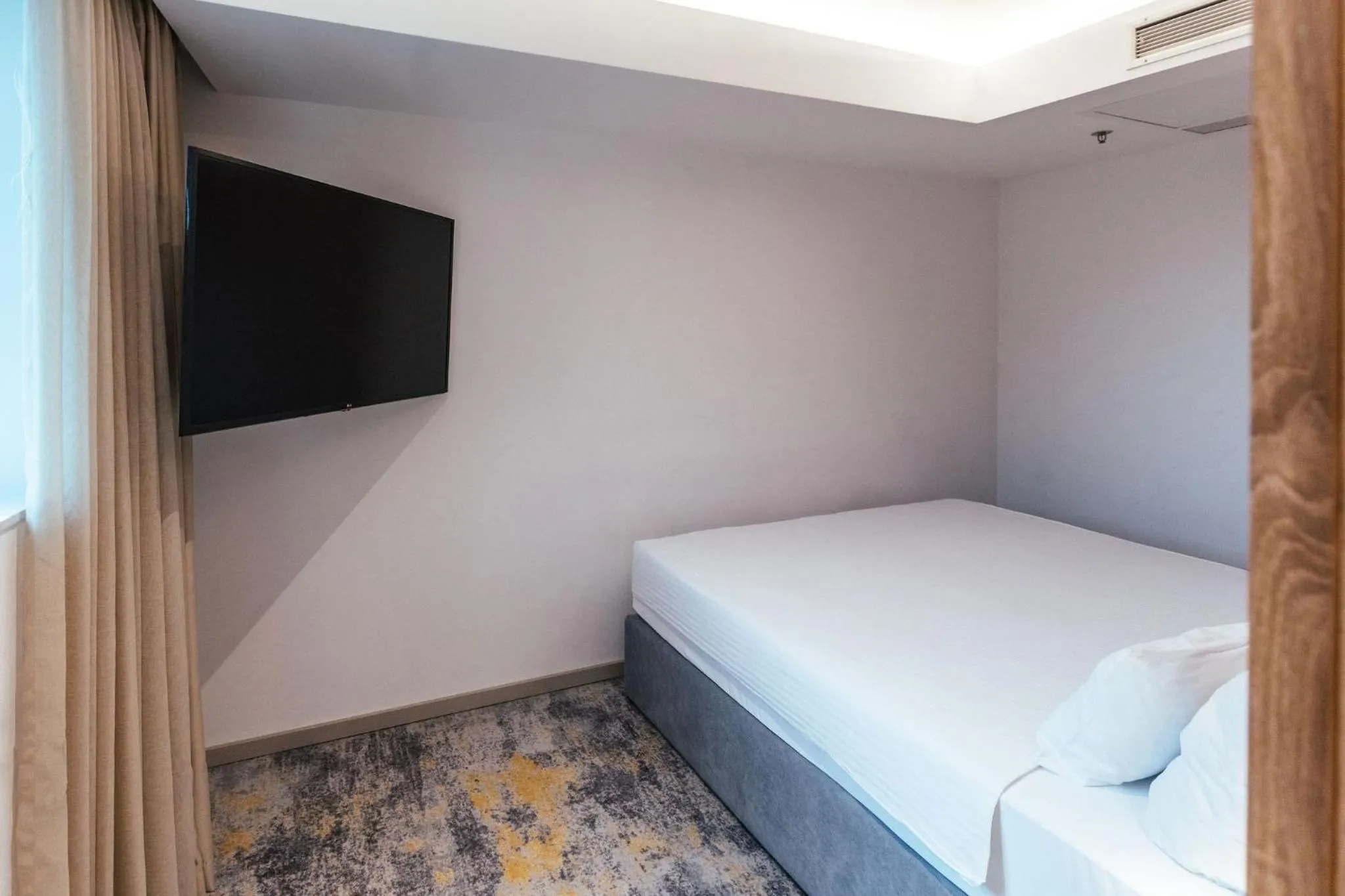 Bedroom, Bed in City Hotel Dubrovnik