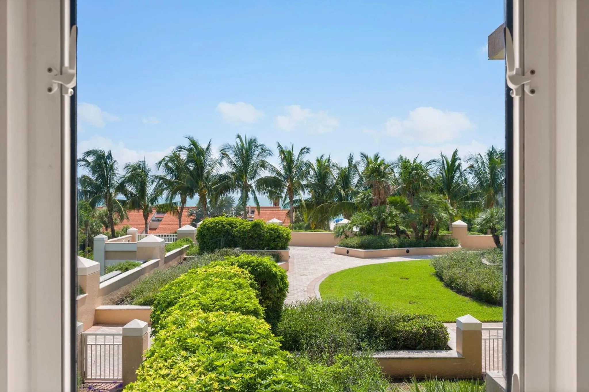Garden view in Marco Beach Ocean Suites