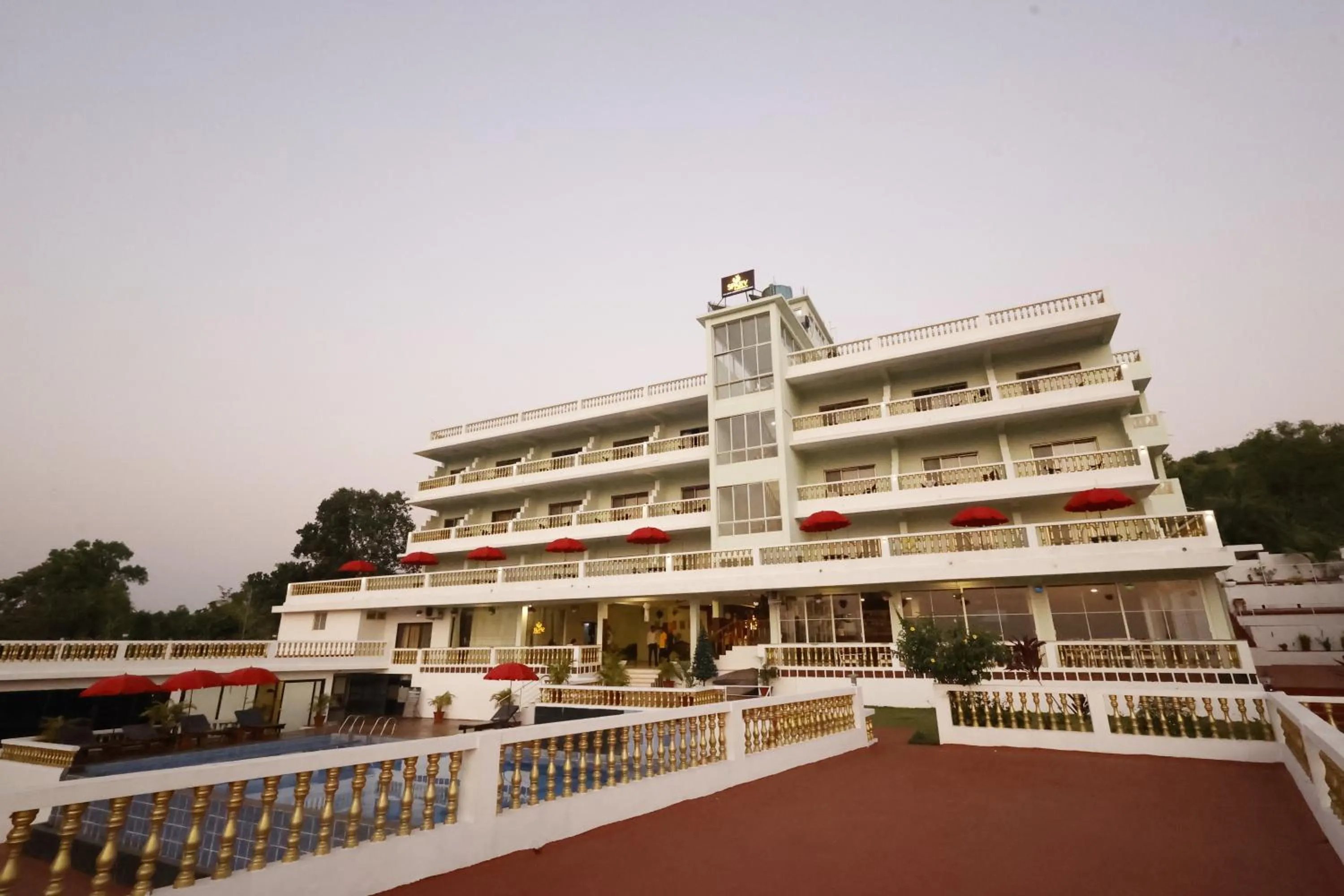 Facade/entrance in SPARV Aulakhs Resort